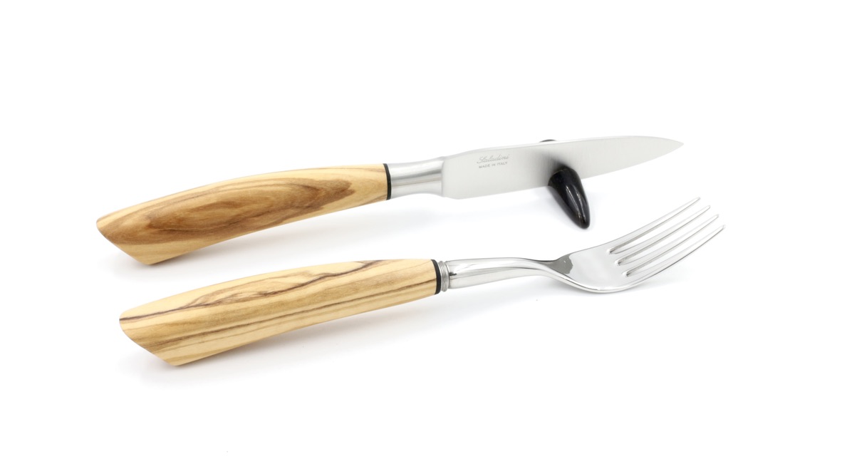 Saladini 2 Steak knives 2 forks olive wood set for two persons