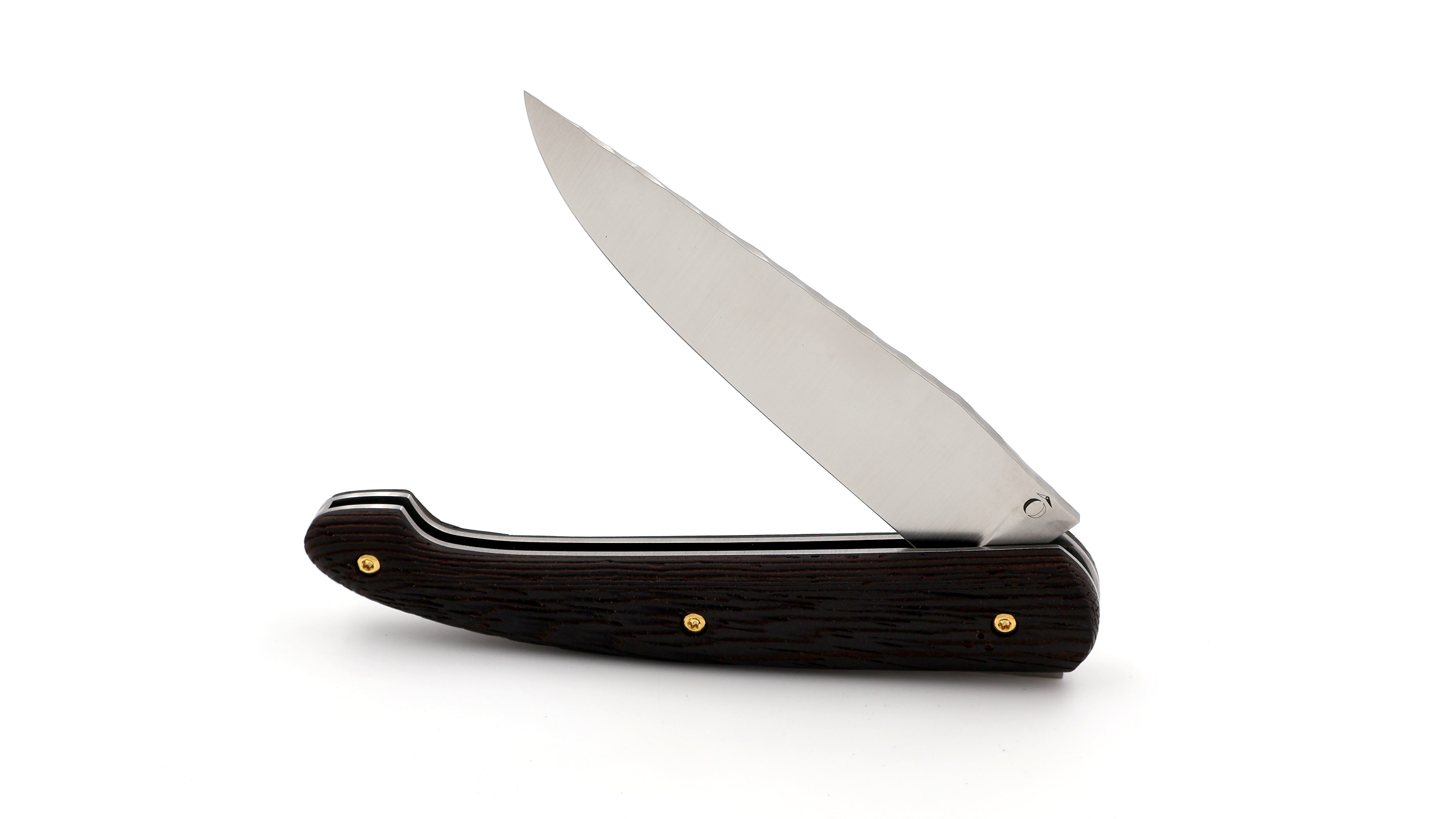 Atelier Odae Le PASSAGER sand blast wenge wood