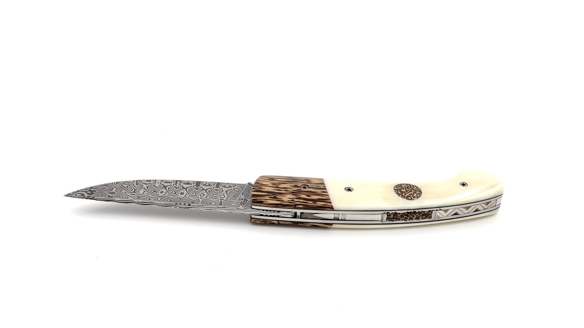 MANU LAPLACE 1515 ZULU palmwood and buffalo bone damascus MANU LAPLACE 1515 ZULU palmwood and buffalo bone damascus