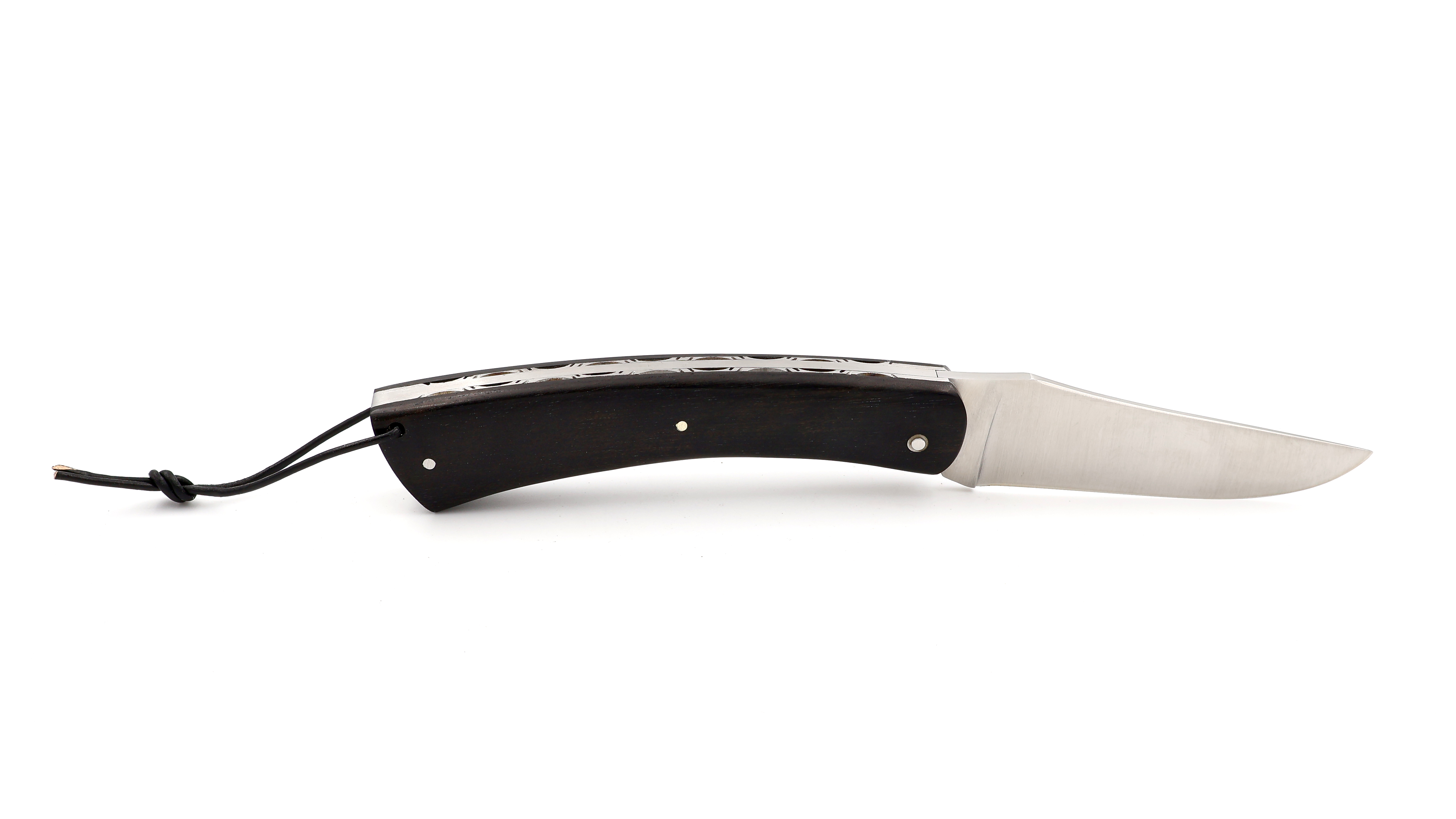 Laguiole en Aubrac CAMEMBERT knife ebony with guillochage