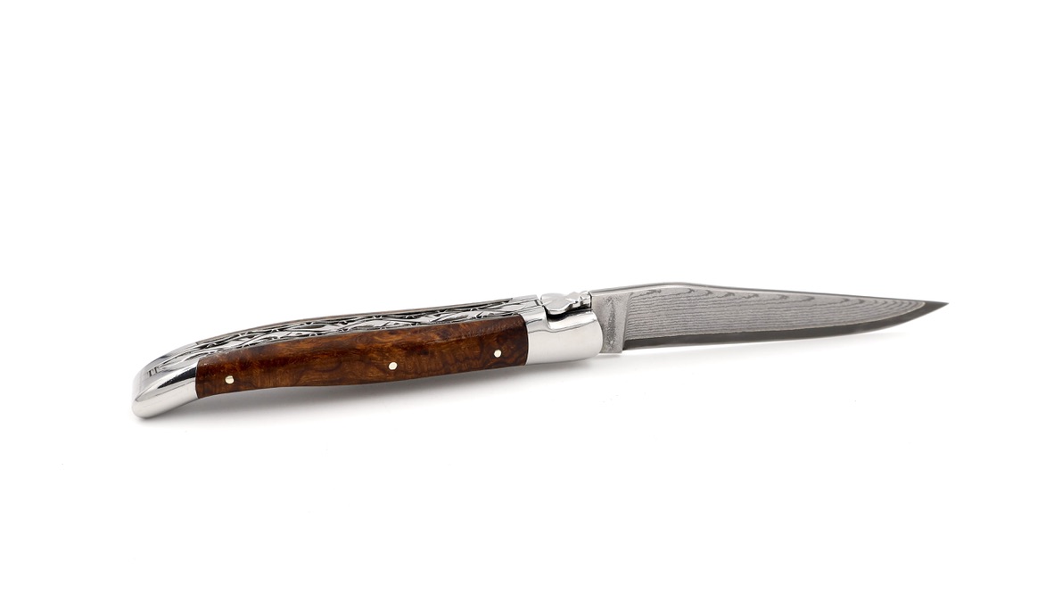 Laguiole en Aubrac double plate knife jap. damascus Ironwood shiny 12 cm