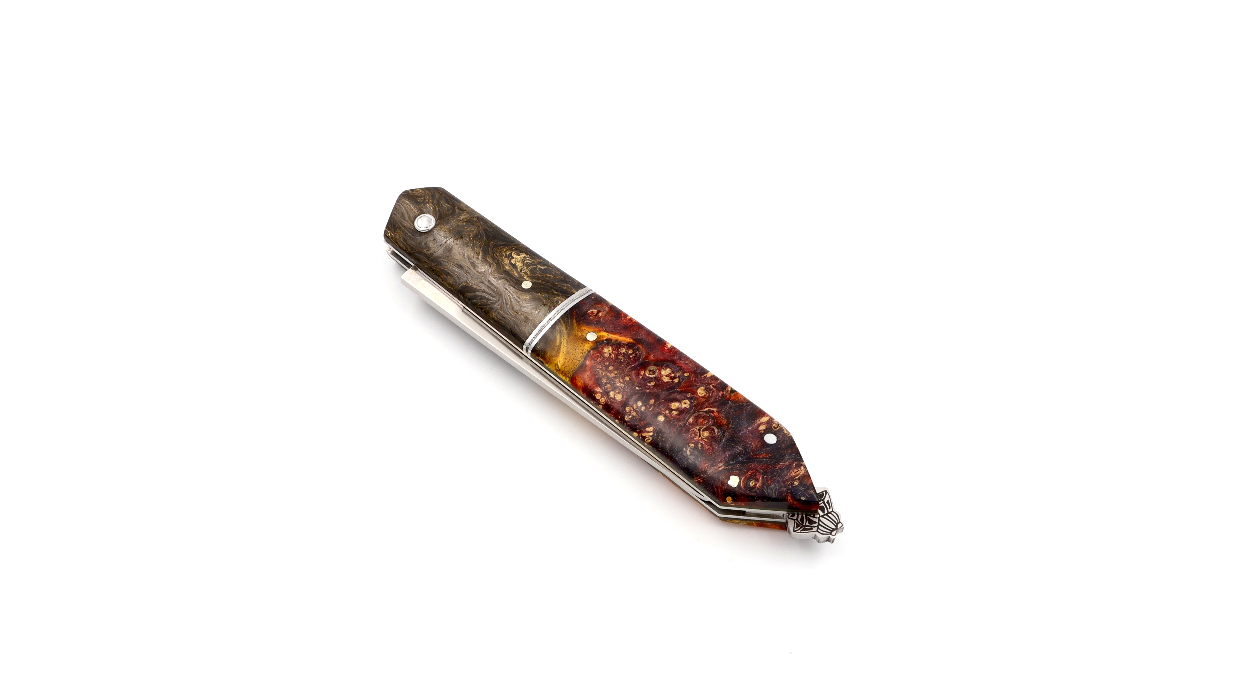 Laguiole en Aubrac BEE BACK unique piece carbonfiber and elder burlwood