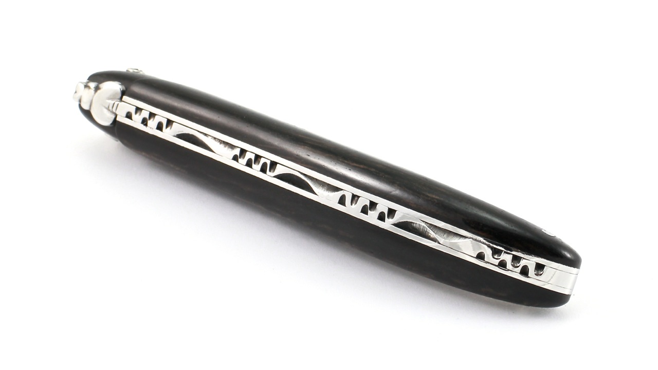 Laguiole en Aubrac Ebenholz massiver Griff 12 cm