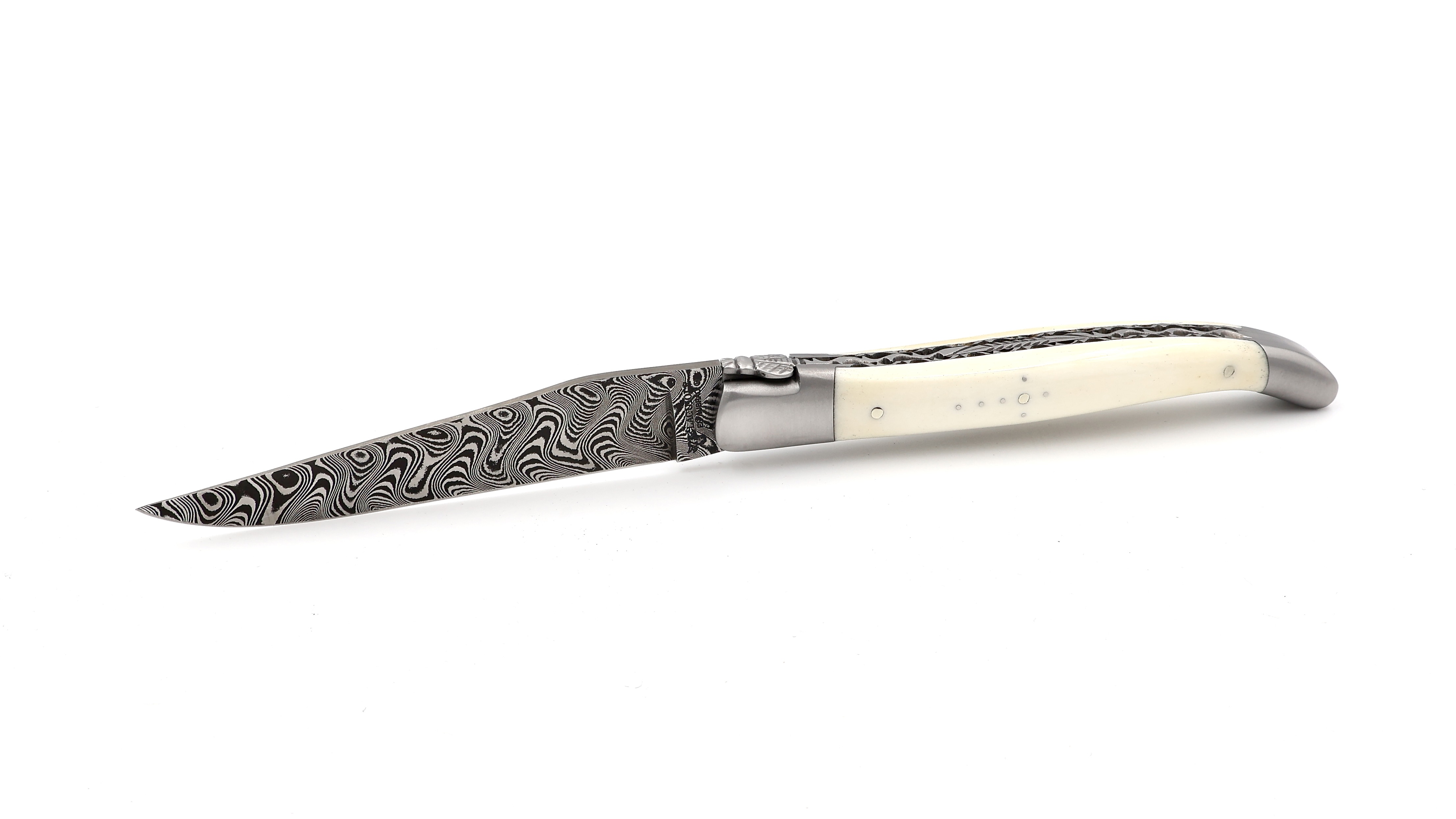Laguiole en Aubrac  DSC® Carbon Damast Knochen guillochierte Platine 12 cm