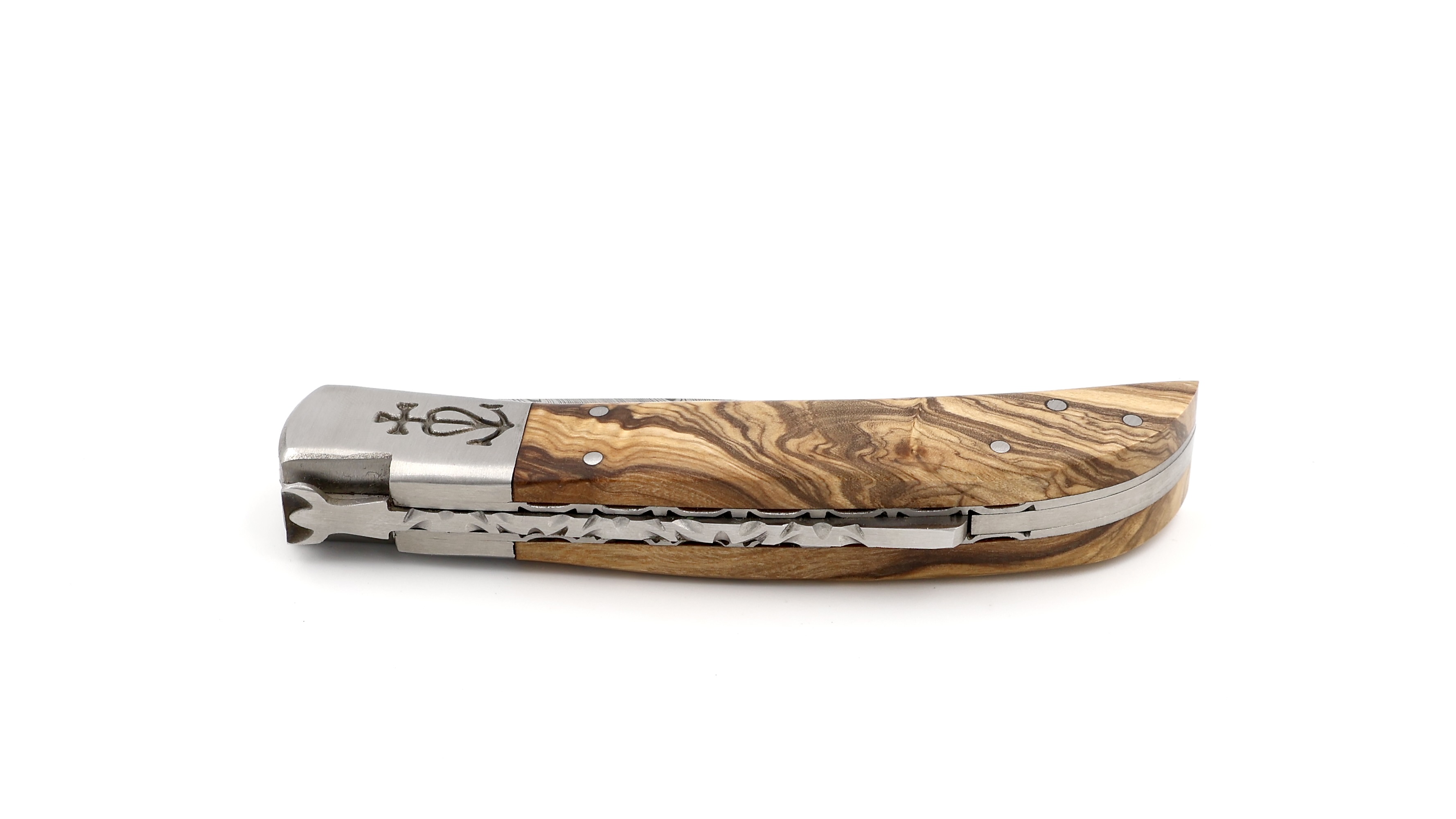 Le Camarguais knife olive wood with chiseled plates damascus 12 cm