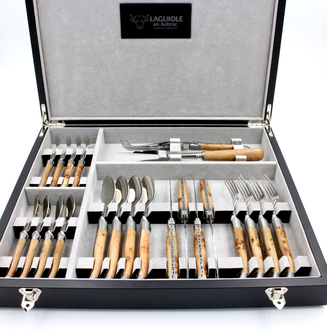 Laguiole en Aubrac cutlery set for four persons 
