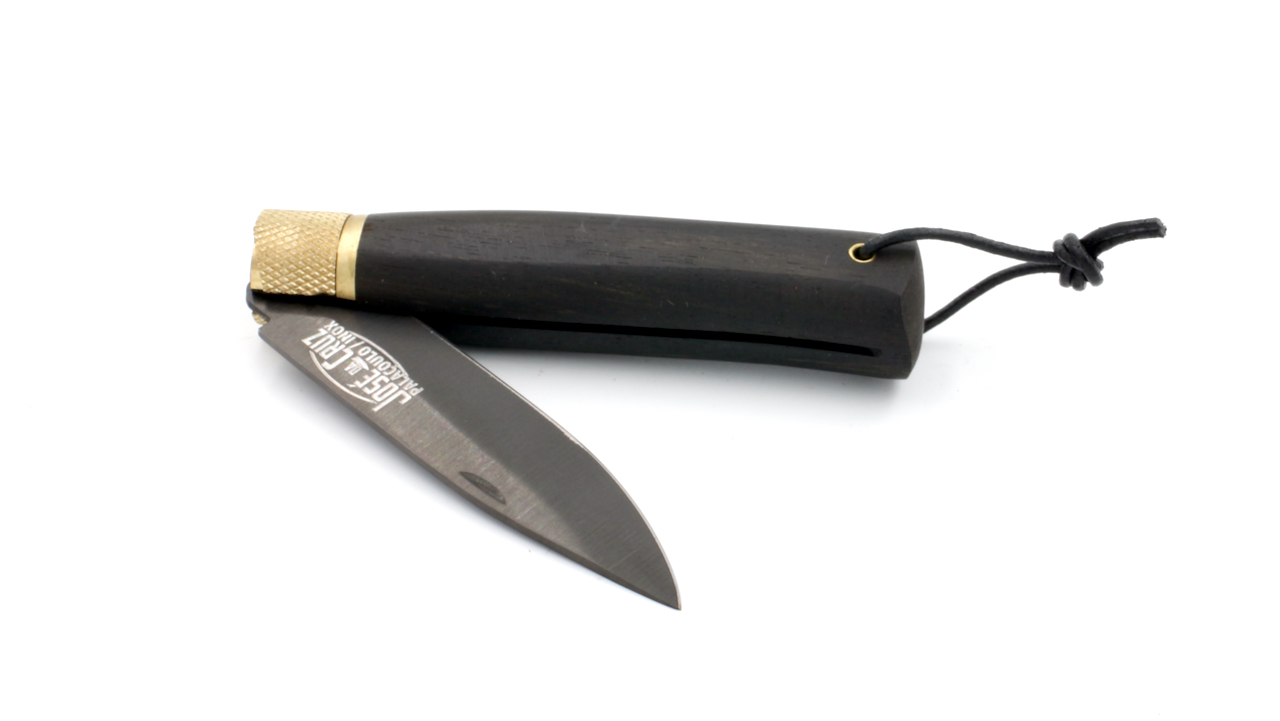 JOSÉ DA CRUZ folding knife Luxurious ebony PVD blade