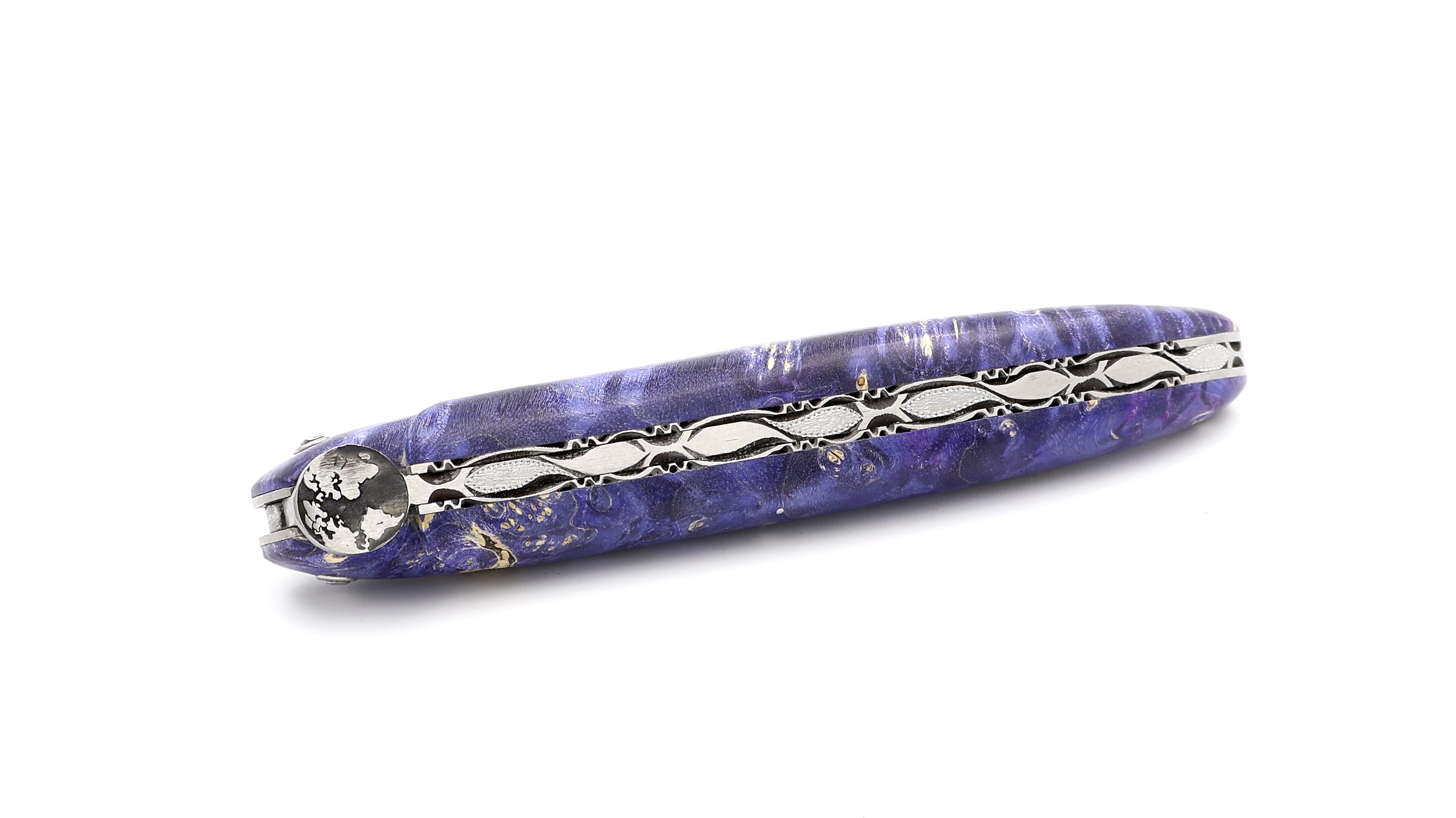 Laguiole en Aubrac Laguiole elder burl with EARTH bee DSC® Carbon damascus 12 cm