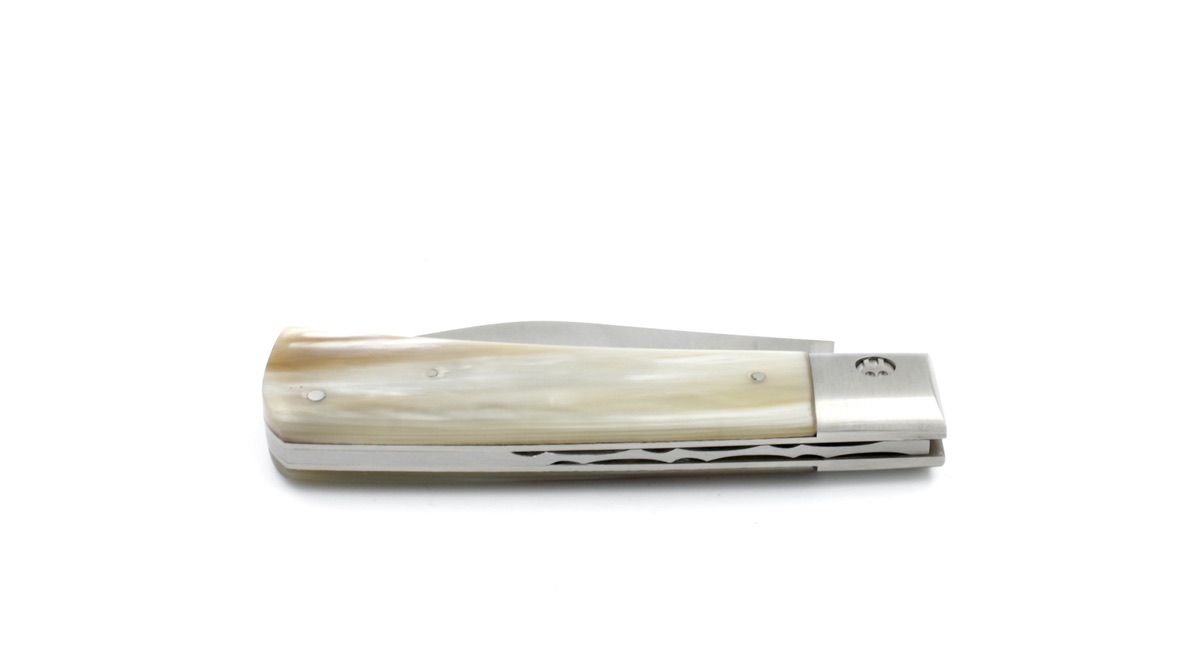 Saladini knife MUGELLANO horn tip mat