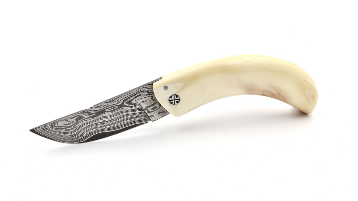 Coutellerie du Lotus Cornicciolu Wüstenwarzenschwein Elfenbein Damast
