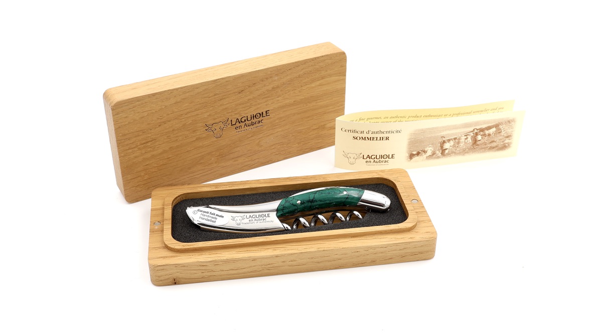 Laguiole en Aubrac Laguiole Sommelier knife jade stone