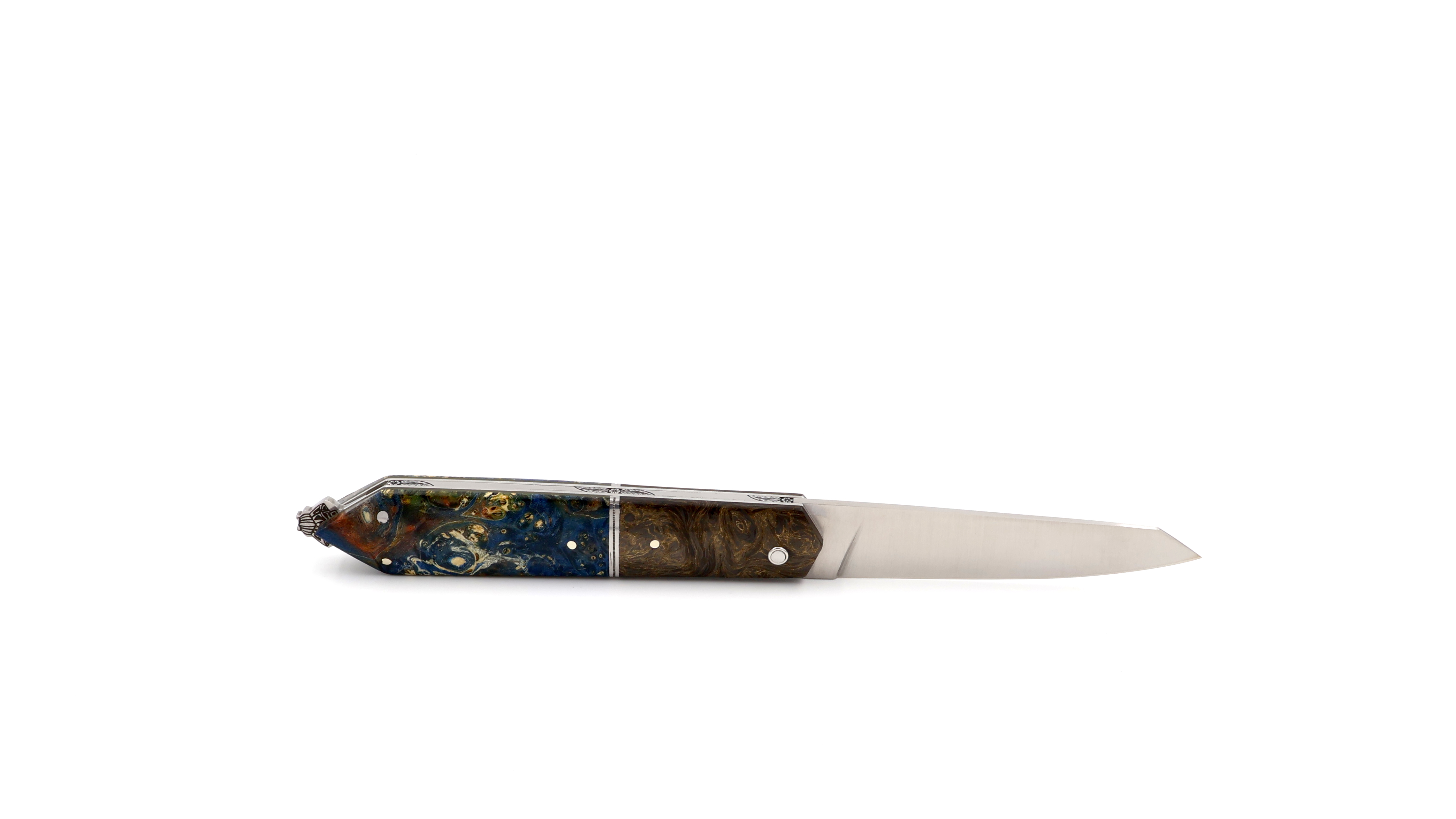 Laguiole en Aubrac BEE BACK unique piece carbonfiber and elder burlwood