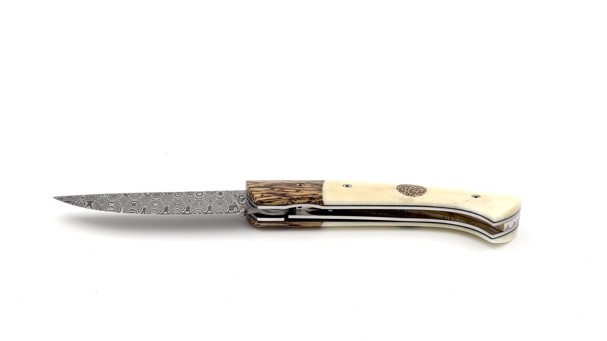 MANU LAPLACE 1515 ZULU palmwood and buffalo bone damascus MANU LAPLACE 1515 ZULU palmwood and buffalo bone damascus