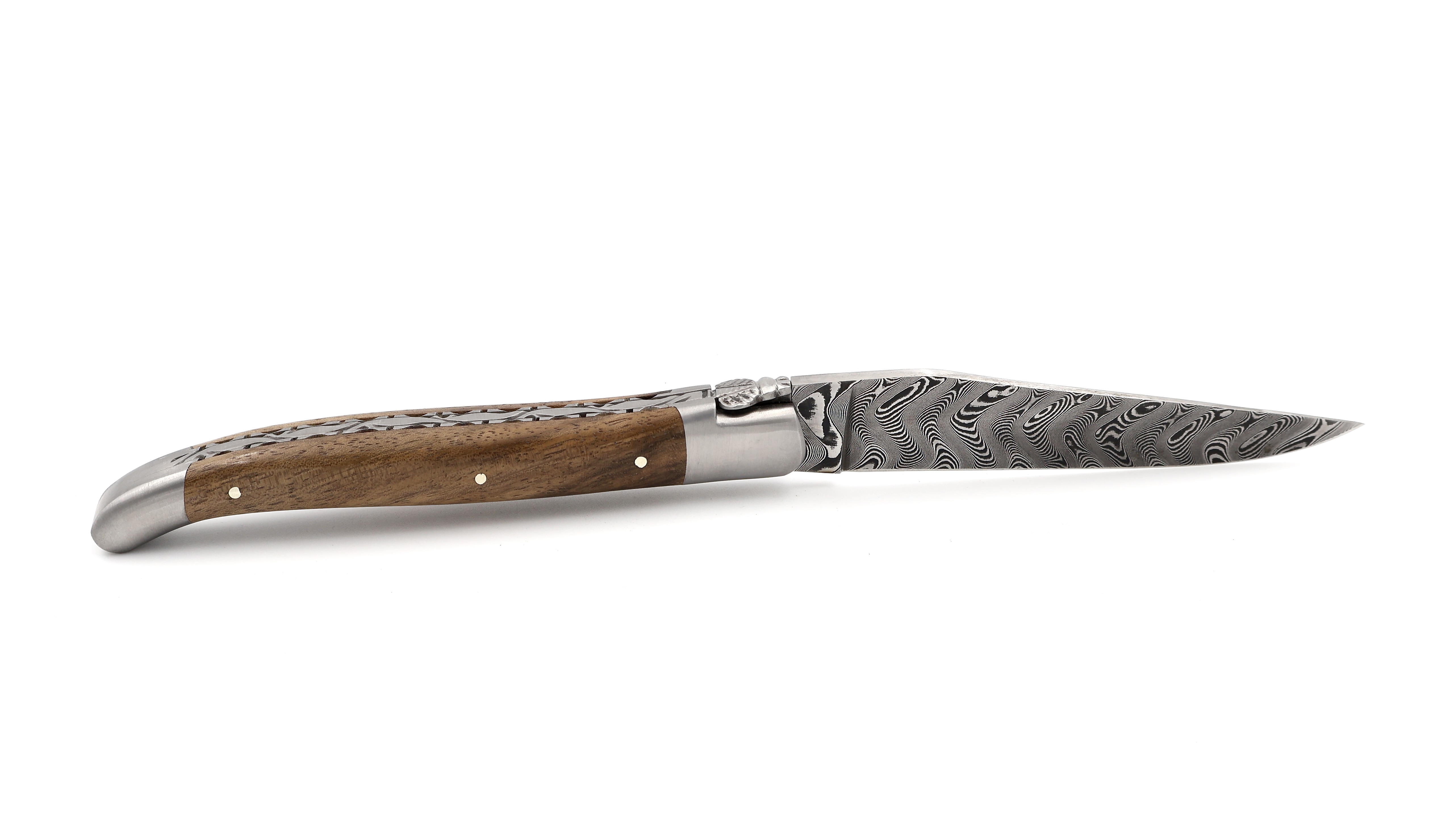 Laguiole en Aubrac damascus walnut with chiseled plates 12 cm