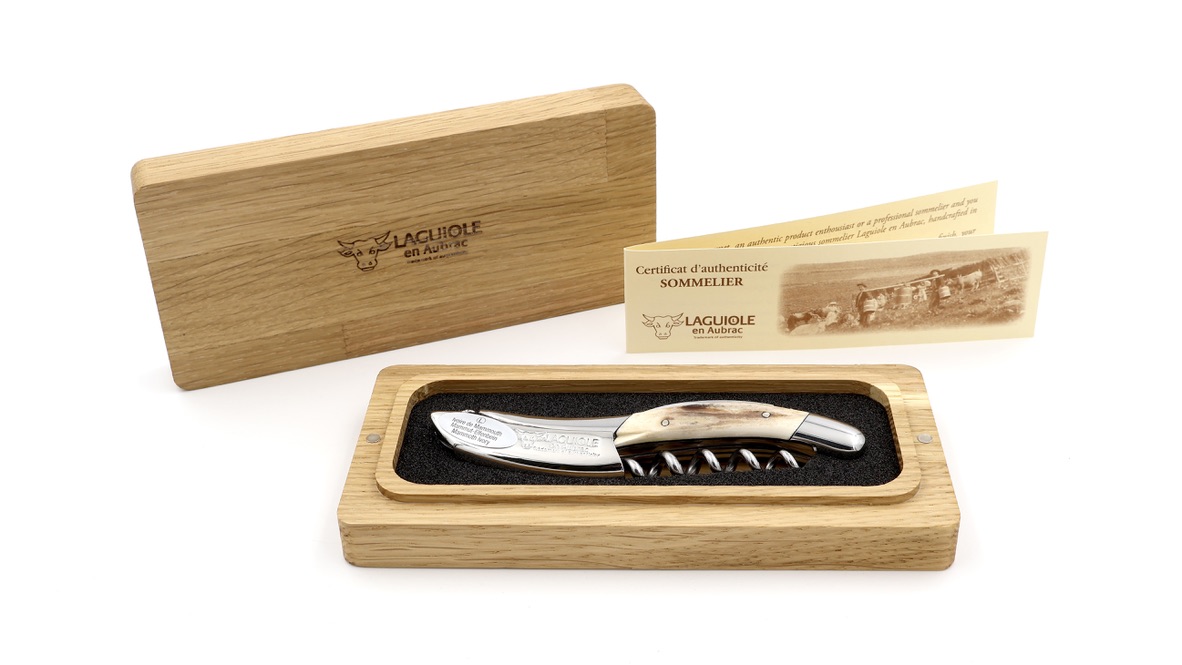 Laguiole en Aubrac Laguiole Sommelier knife Mammout croute Laguiole en Aubrac Laguiole Sommelier knife Mammout croute