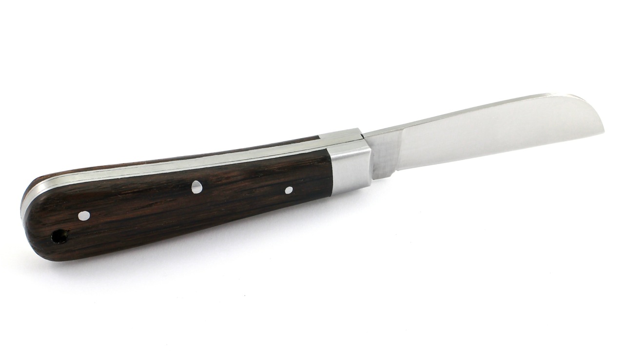 Anker-Rauchereiche-5 OTTER Anchor knife smoked oak with strap hole