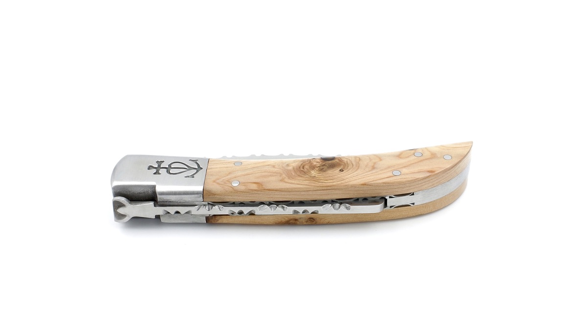 Le Camarguais knife juniper with chiseled plates and blade 12 cm