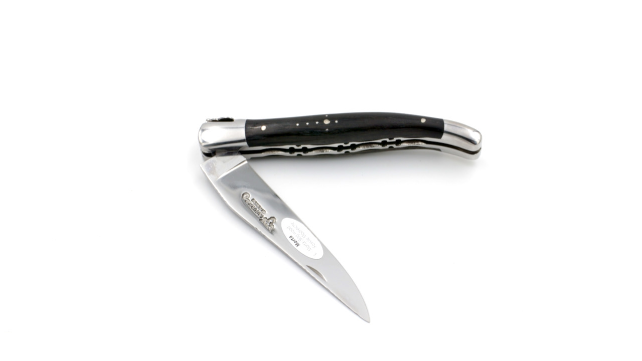 Laguiole en Aubrac Mooreiche poliert guillochierte Klinge Doppelplatine 12 cm