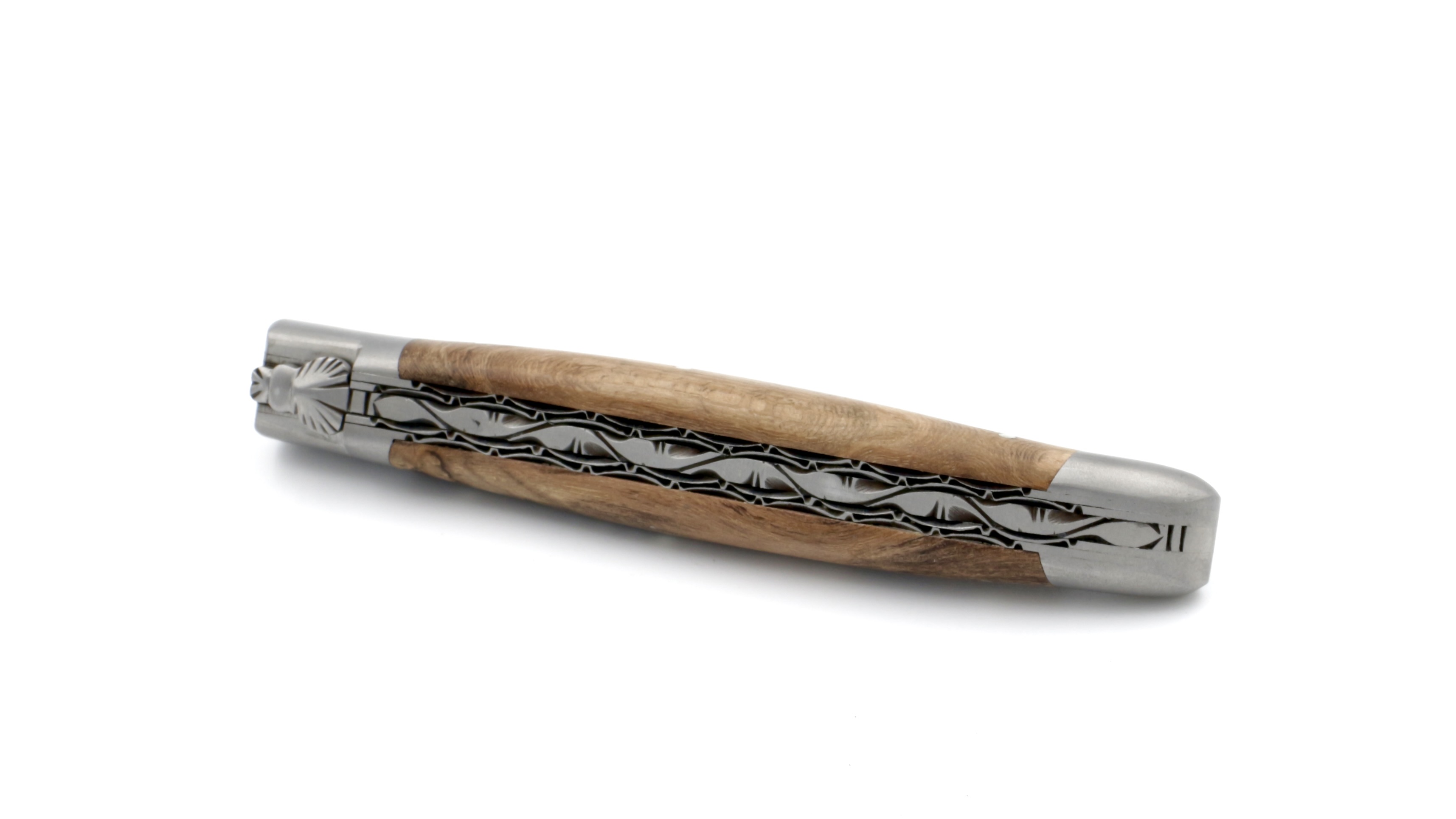 2D4F5695-8DA5-43C5-98BB-525B6C6FCBF8_1_201_a Laguiole en Aubrac double plate knife jap. damascus grape vine  12 cm