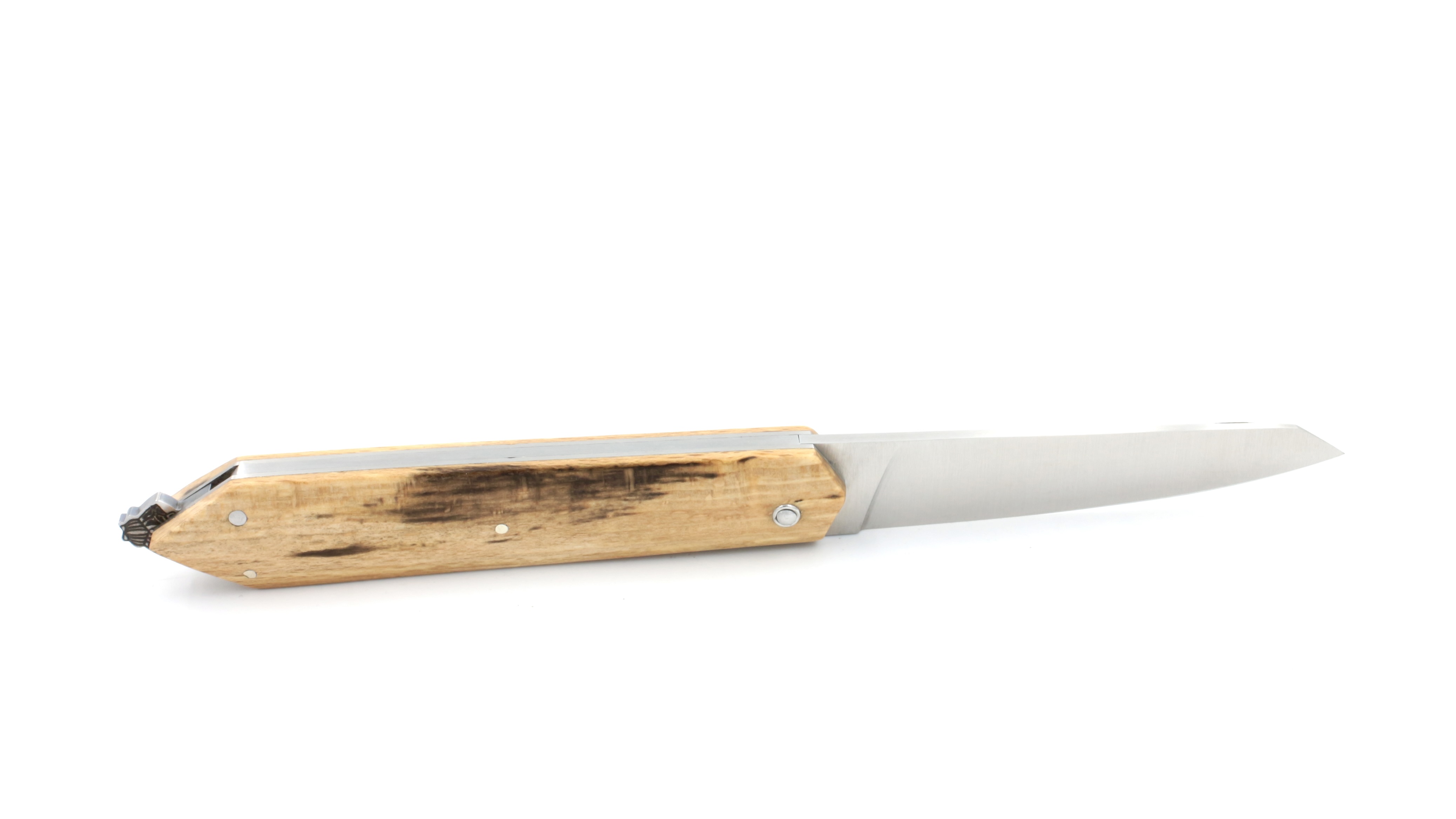 Laguiole en Aubrac BEE BACK Aubrac wood