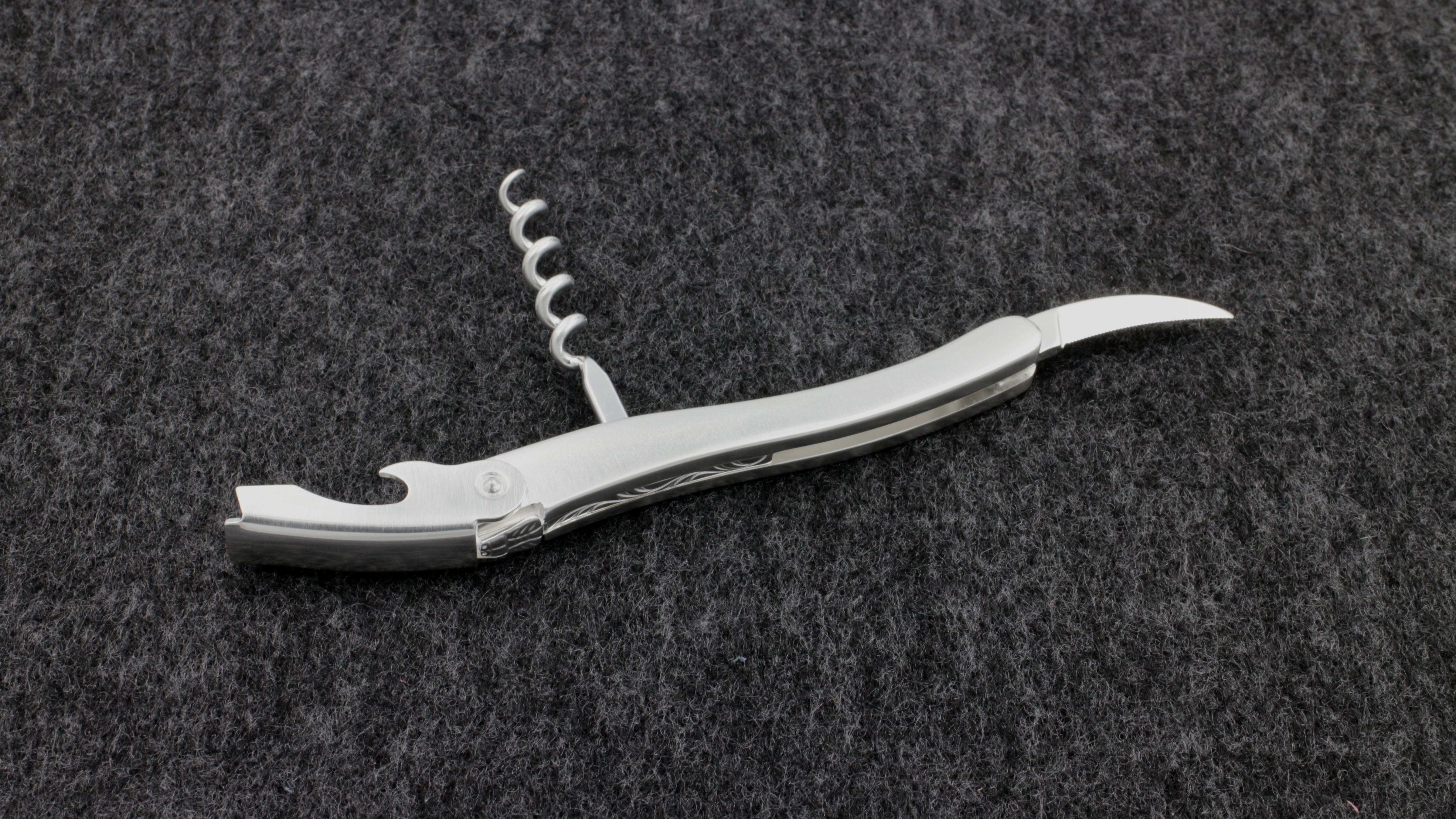 Château Laguiole wine opener CLASSIC silver plated mat