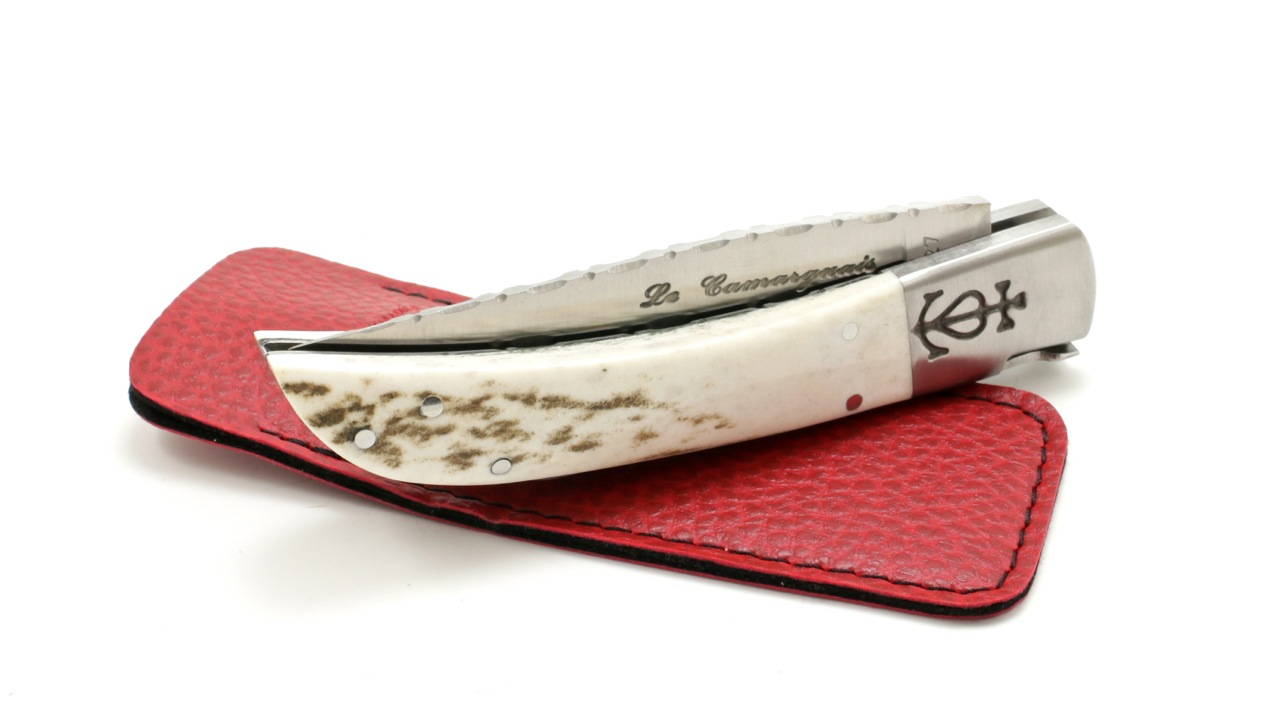 Le Camarguais knife stag horn with chiseled plates and blade 12 cm
