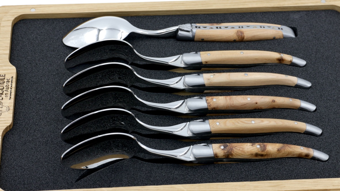 Laguiole en Aubrac Laguiole dessert spoons juniper