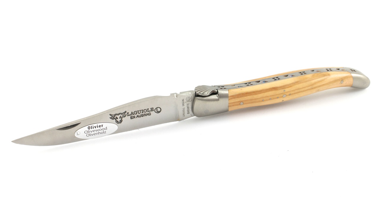 12-Olive-matt-5 Laguiole en Aubrac Jakobsmuschel Olive 12 cm