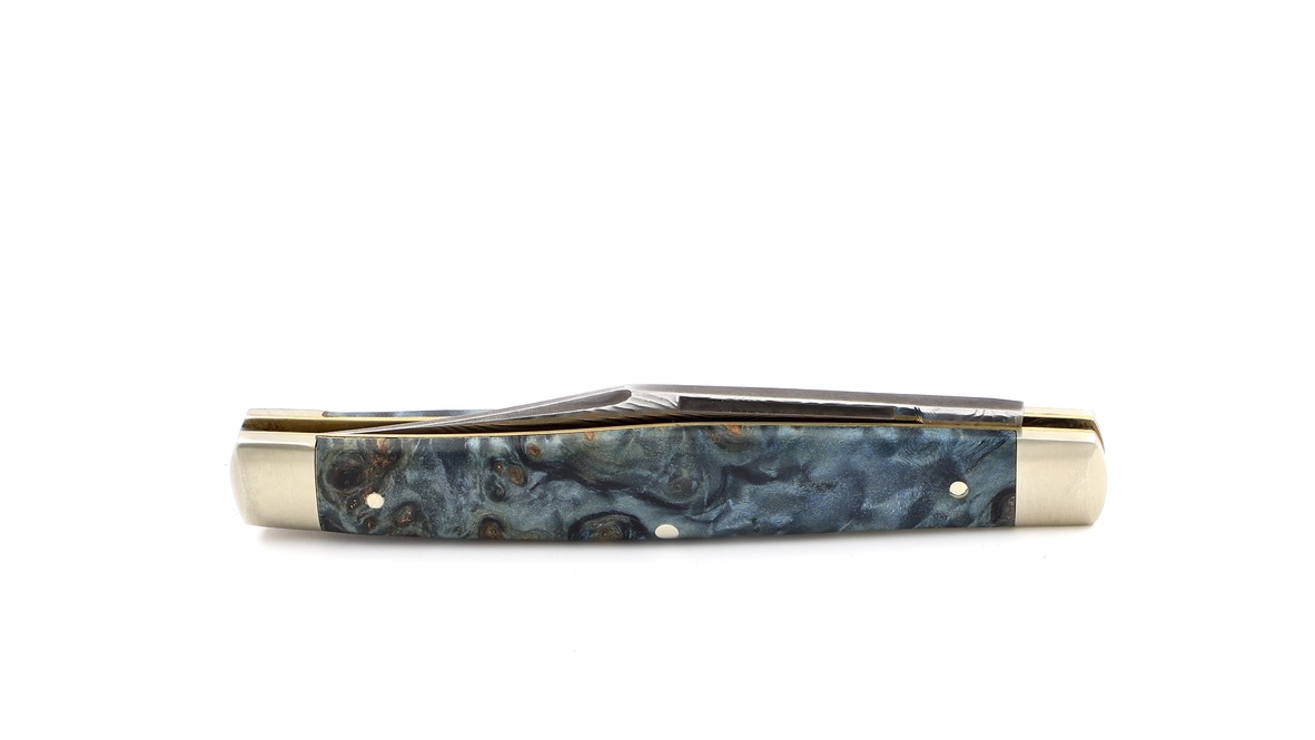 Robert Klaas Stockman knife poplar burl wood blue damascus