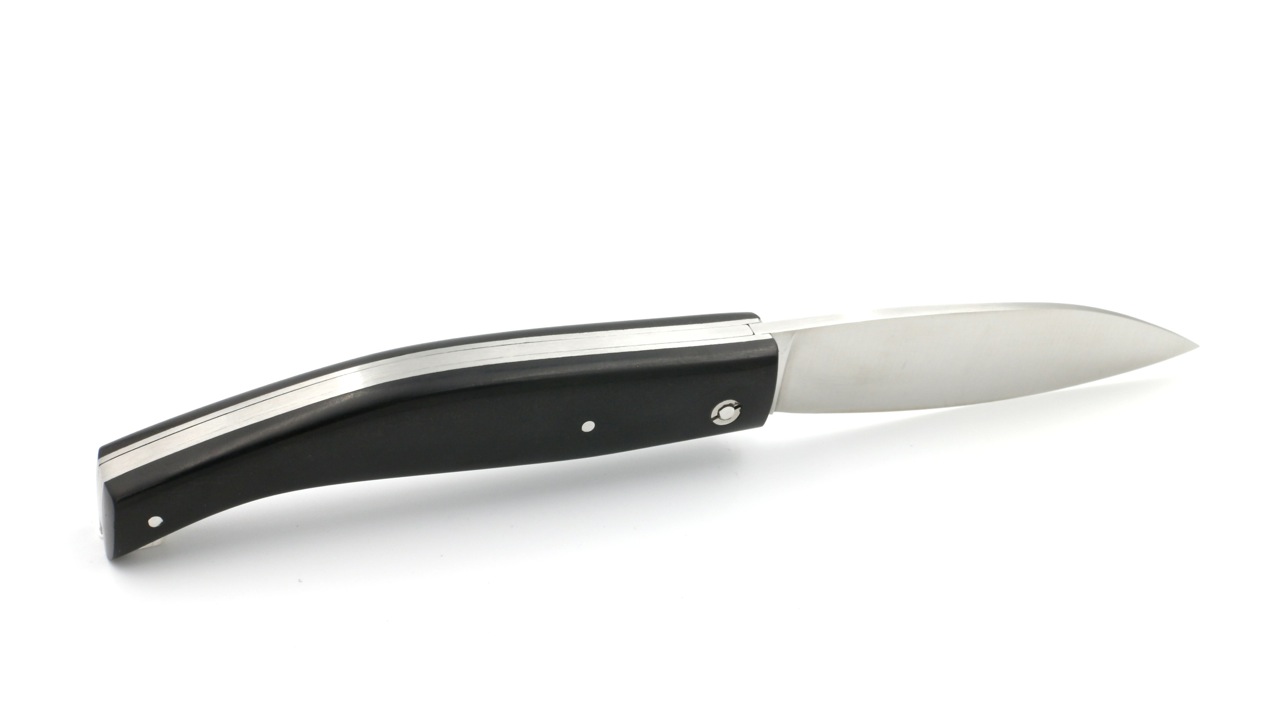 241125-6 AU SABOT L'AUTAN ebony occitan cross