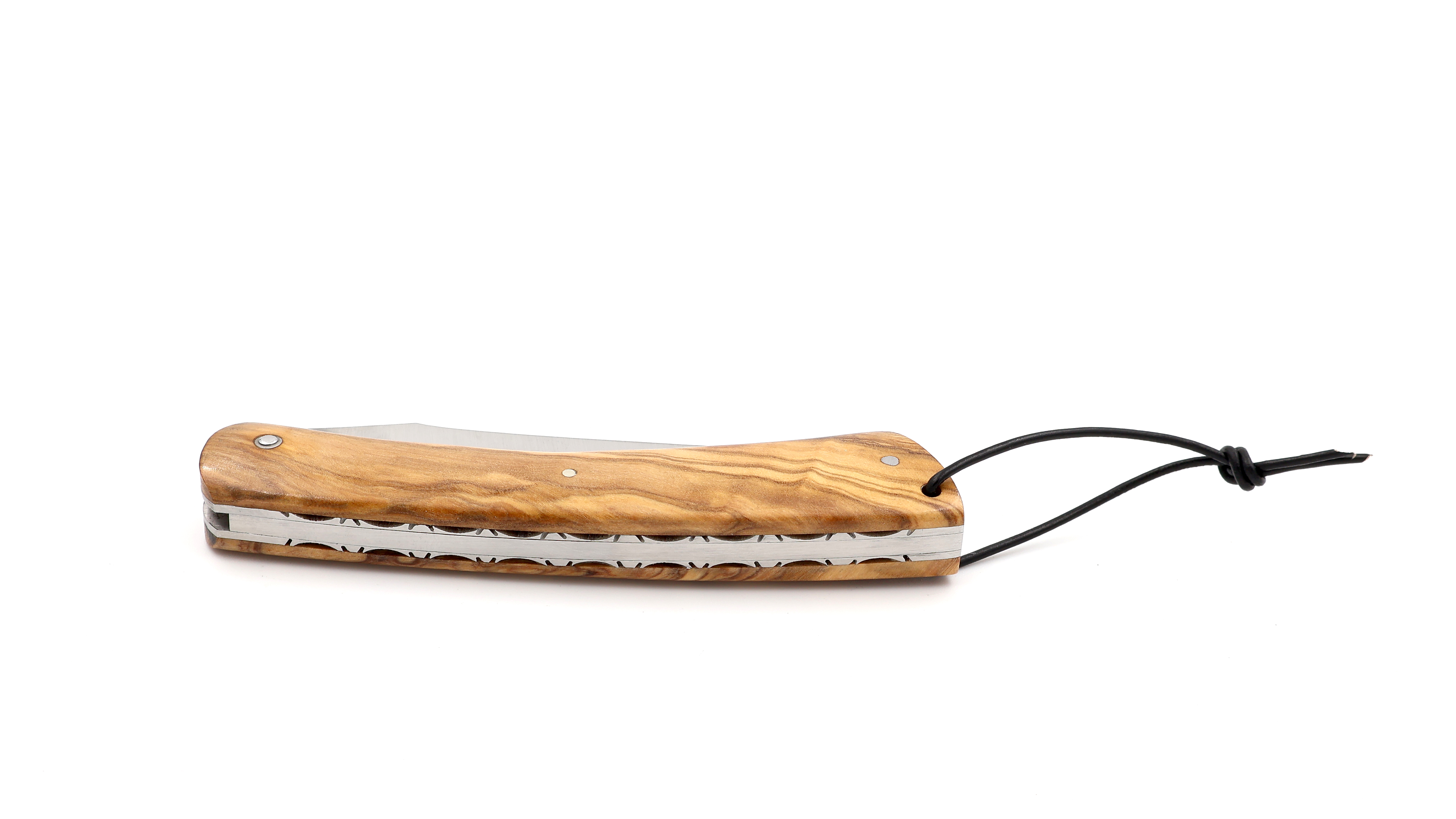 Laguiole en Aubrac CAMEMBERT knife olivewood with guillochage