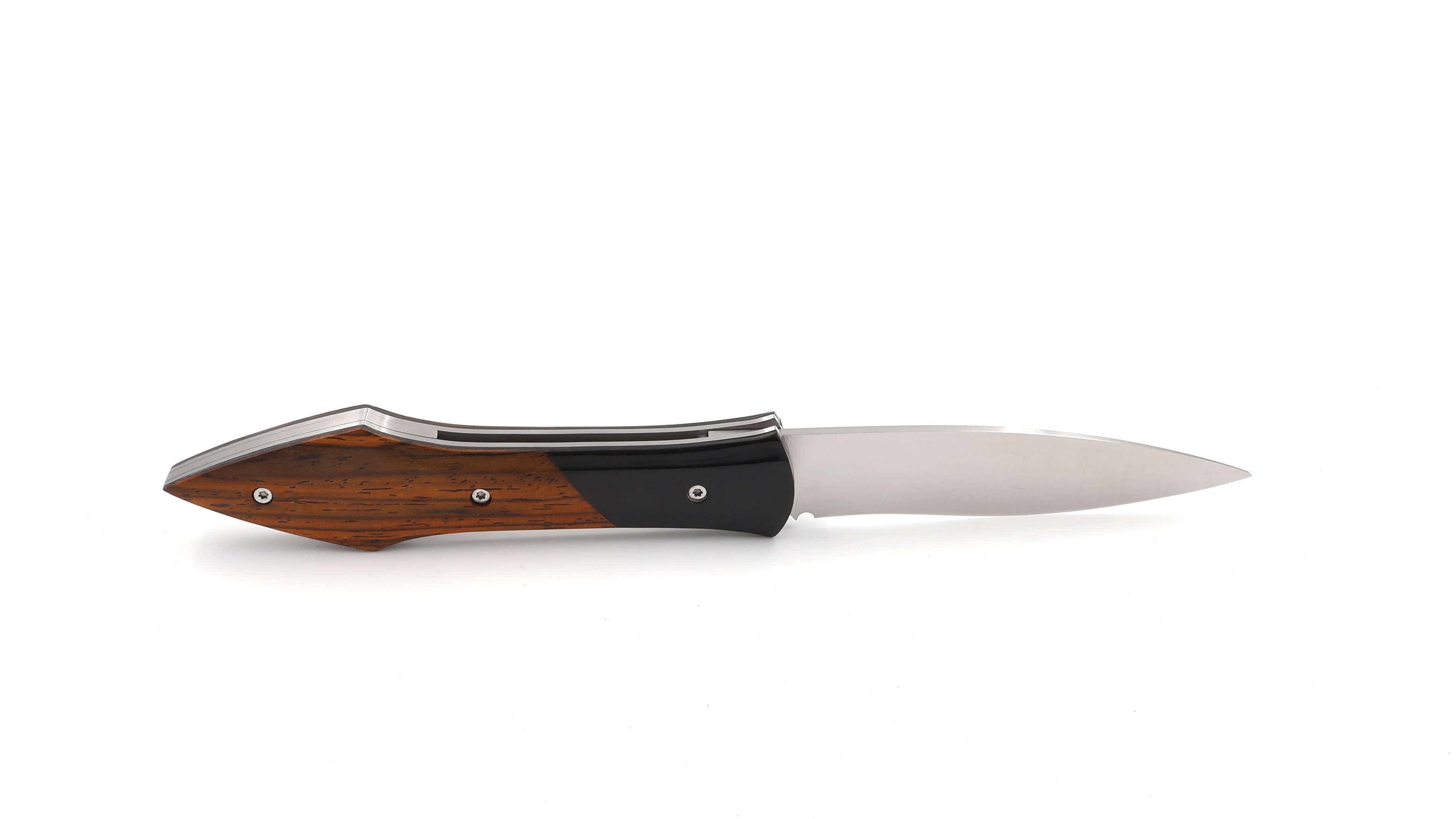 Laraud Blades L’Oegopsyde buffalohorn amd cocobolo wood