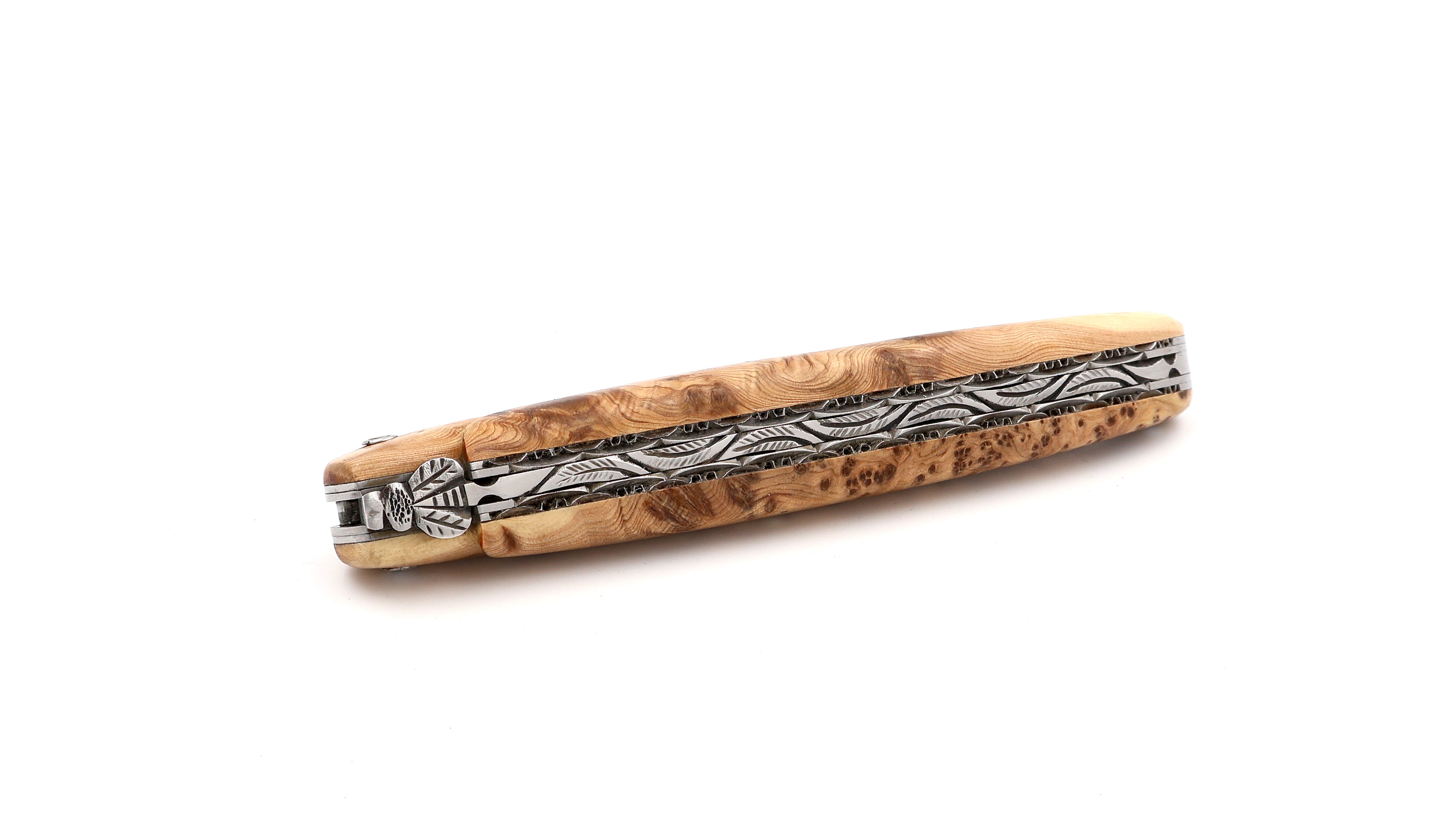 Laguiole en Aubrac damascus full handle juniper wood with double plates 12 cm