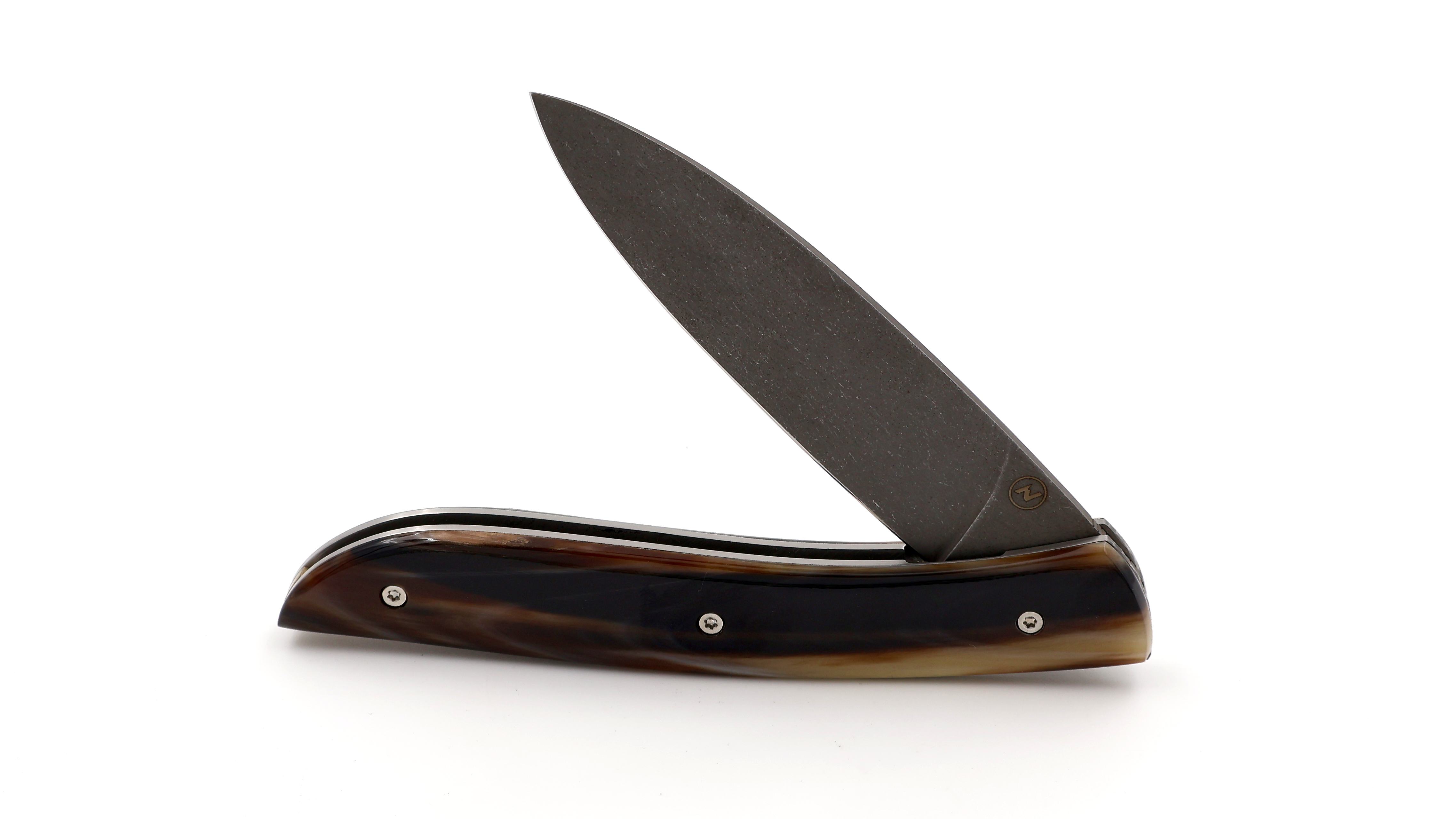 Atelier NÉVÉ Tim Bernard zebu horn tip stonewashed blade