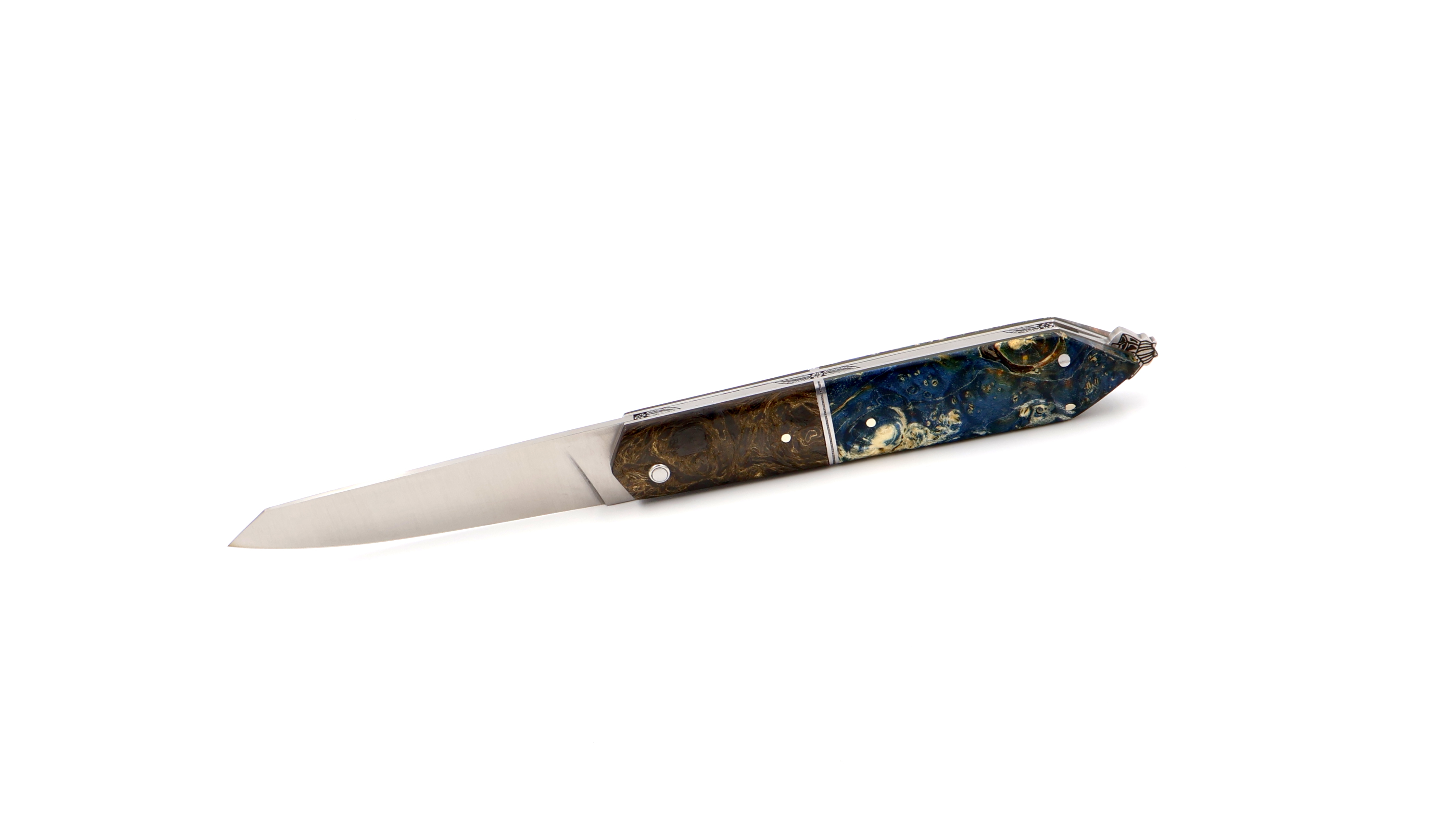Laguiole en Aubrac BEE BACK unique piece carbonfiber and elder burlwood