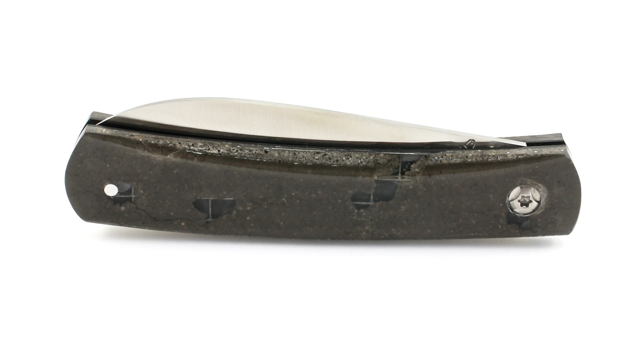 Beton-Heeled Roland LANNIER Spring Heeled Jack Taschenmesser CONCRETE armierter Beton