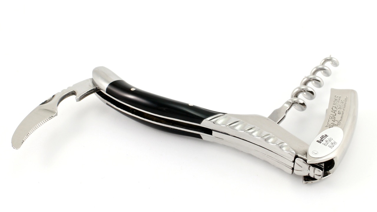 Laguiole en Aubrac Laguiole Sommelier knife Buffalohorn engraving Bosters Torsadé