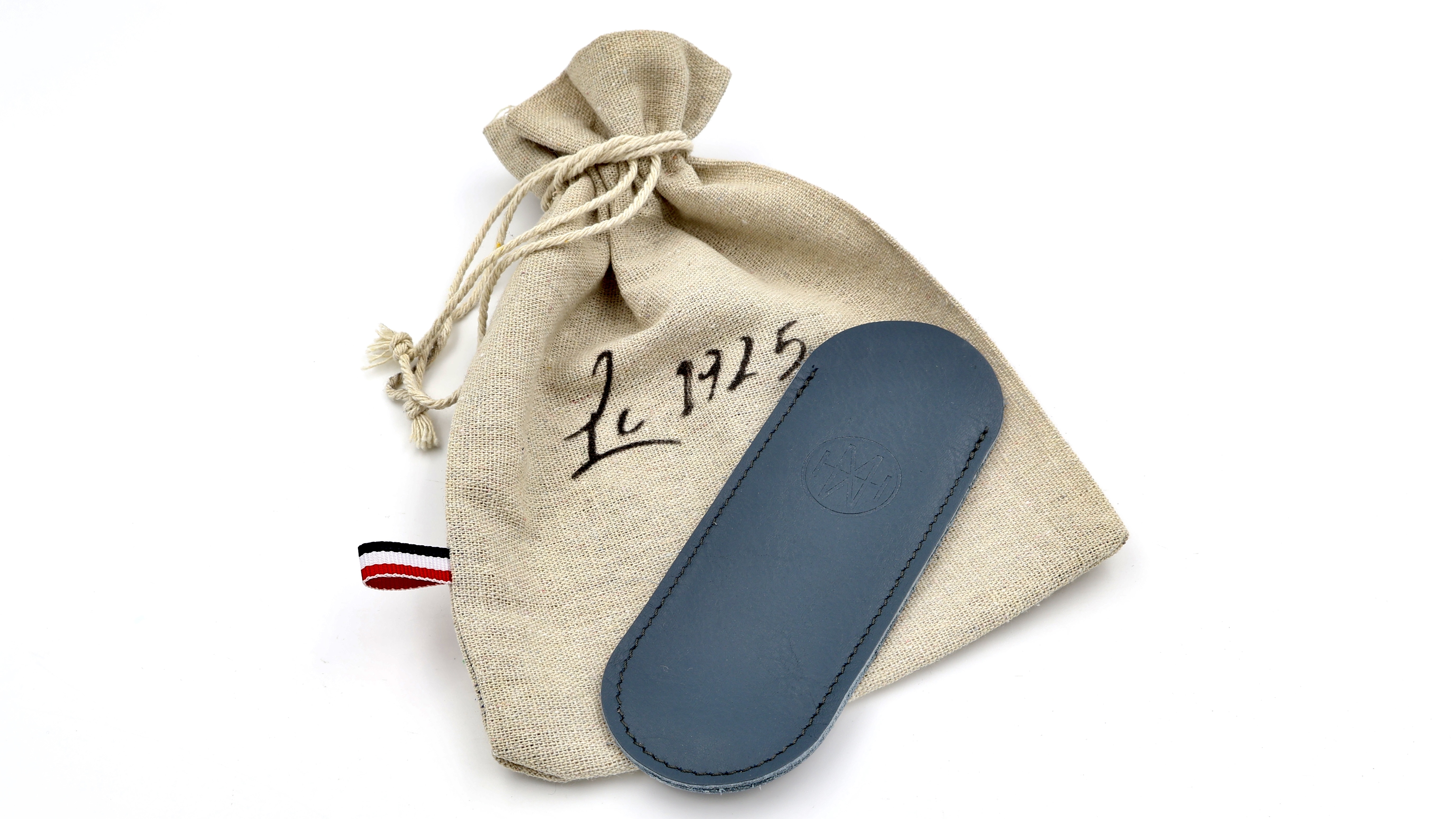 Marie Taillardat Le 1925 Spark