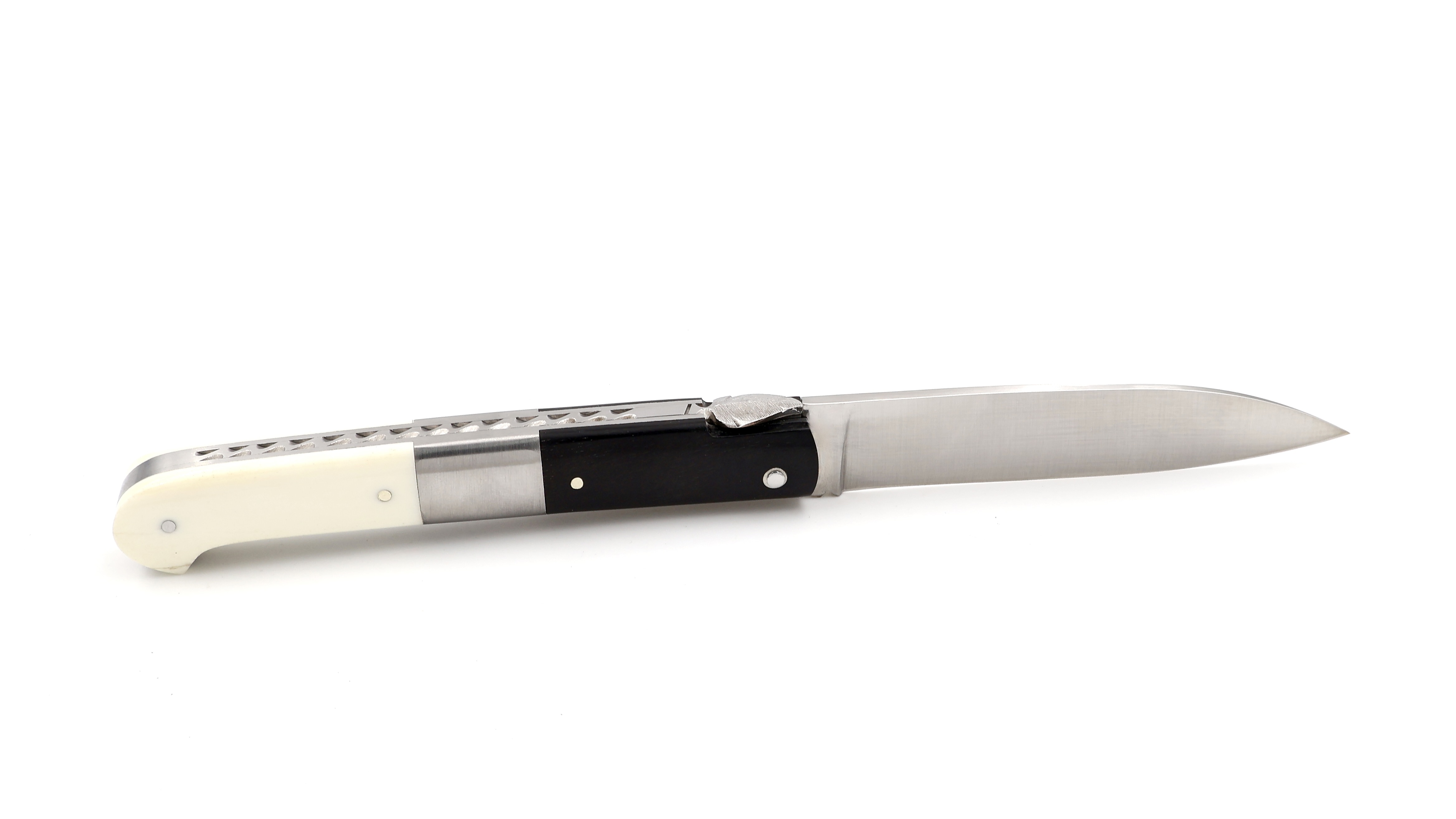 Sauveterre knife ebony and buffalobone