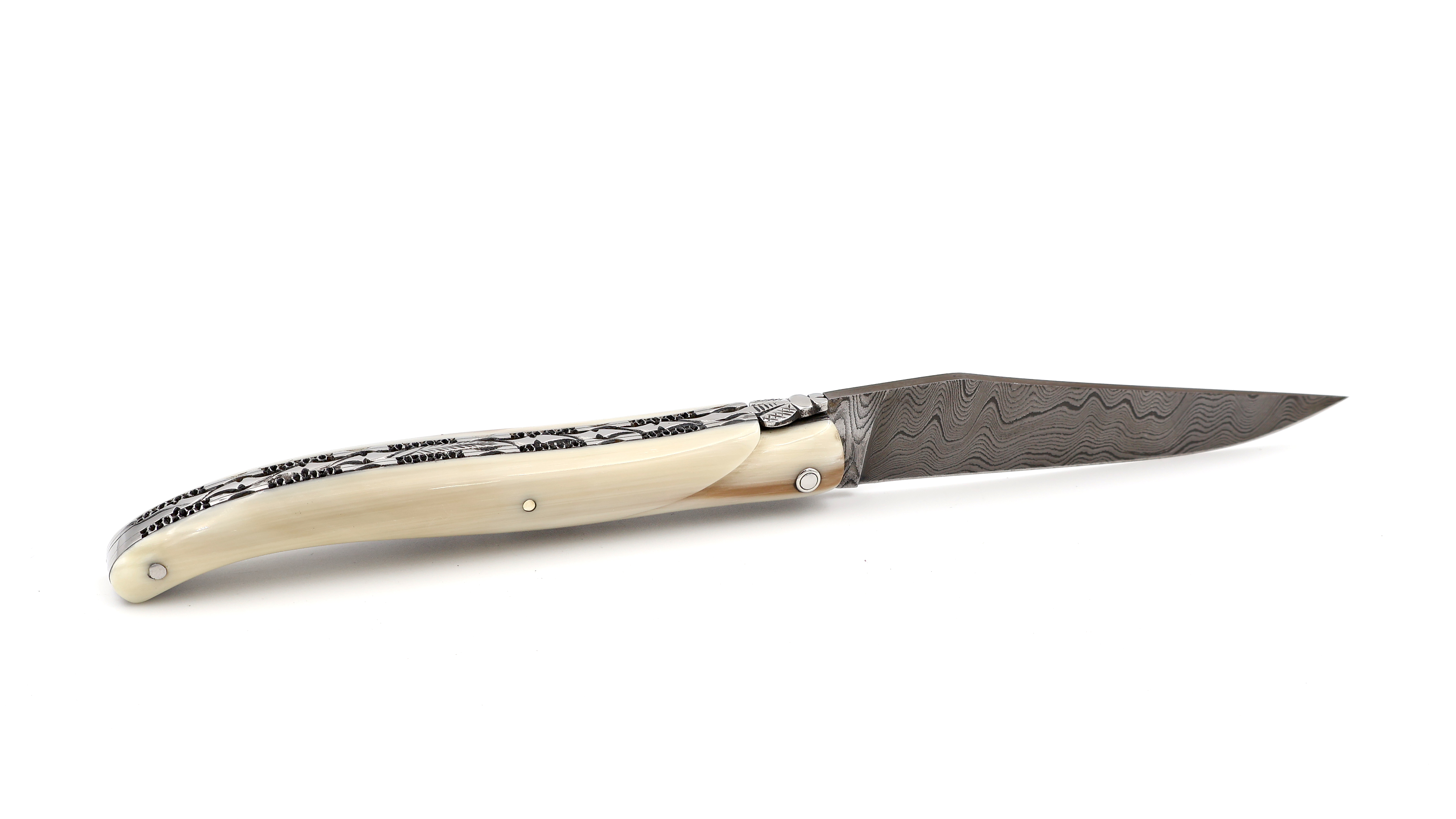 Laguiole en Aubrac double plates knife full handle horntip 12 cm damascus