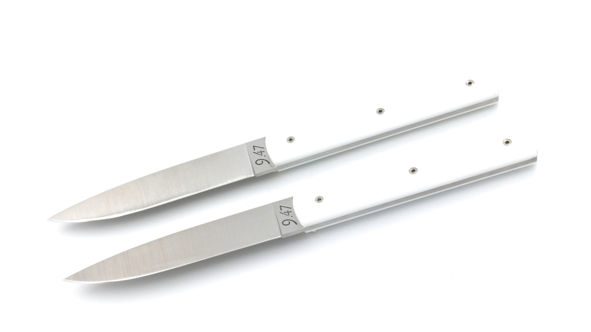 PERCEVAL 9.47 Steak white set of 2, of 4 or of 6 pieces PERCEVAL 9.47 Steak white set of 2, of 4 or of 6 pieces