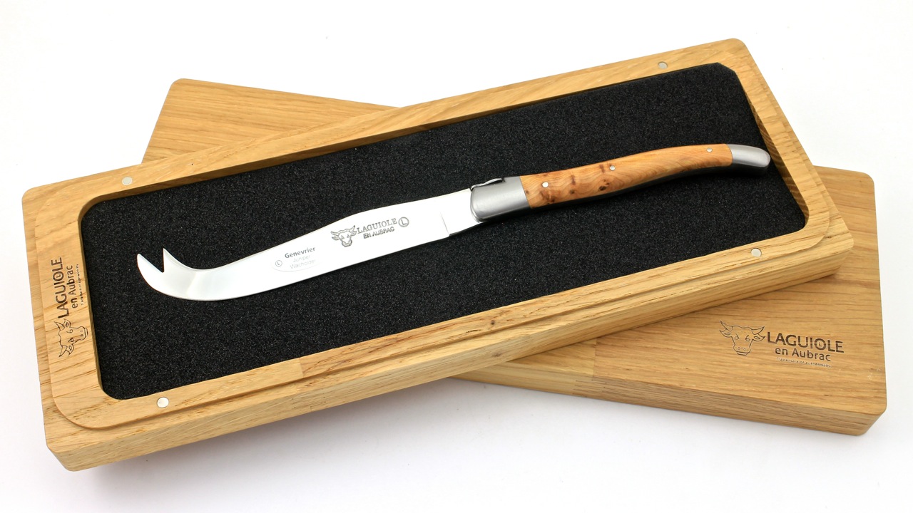 Laguiole en Aubrac cheese knife juniper