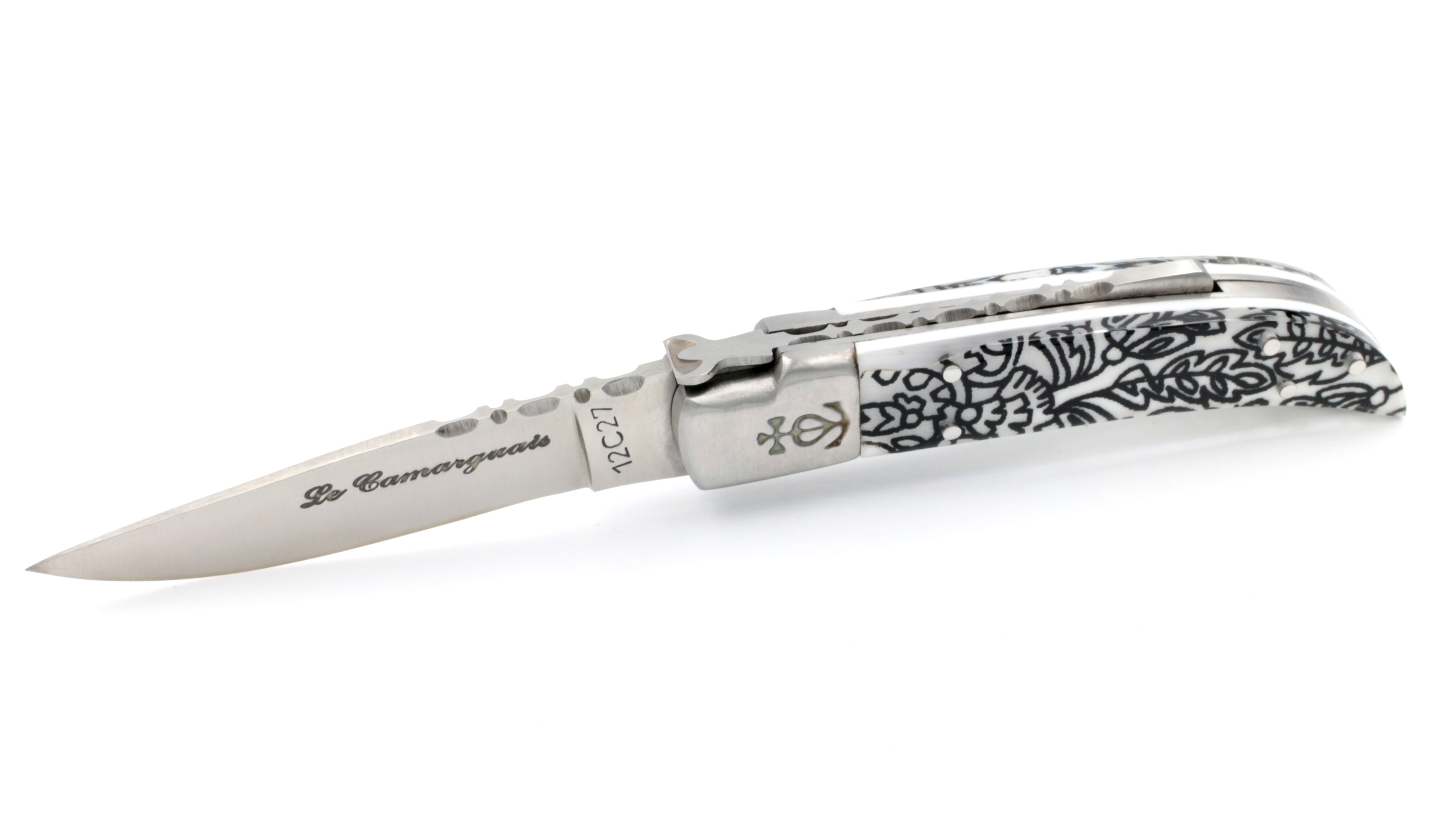Le Camarguais knife Tissue Provencal 10 cm Le Camarguais knife Tissue Provencal 10 cm