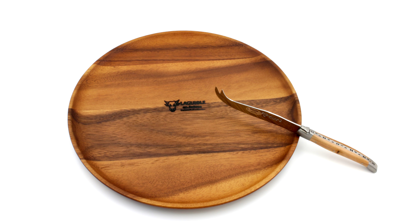 Laguiole en Aubrac acacia cheeseboard