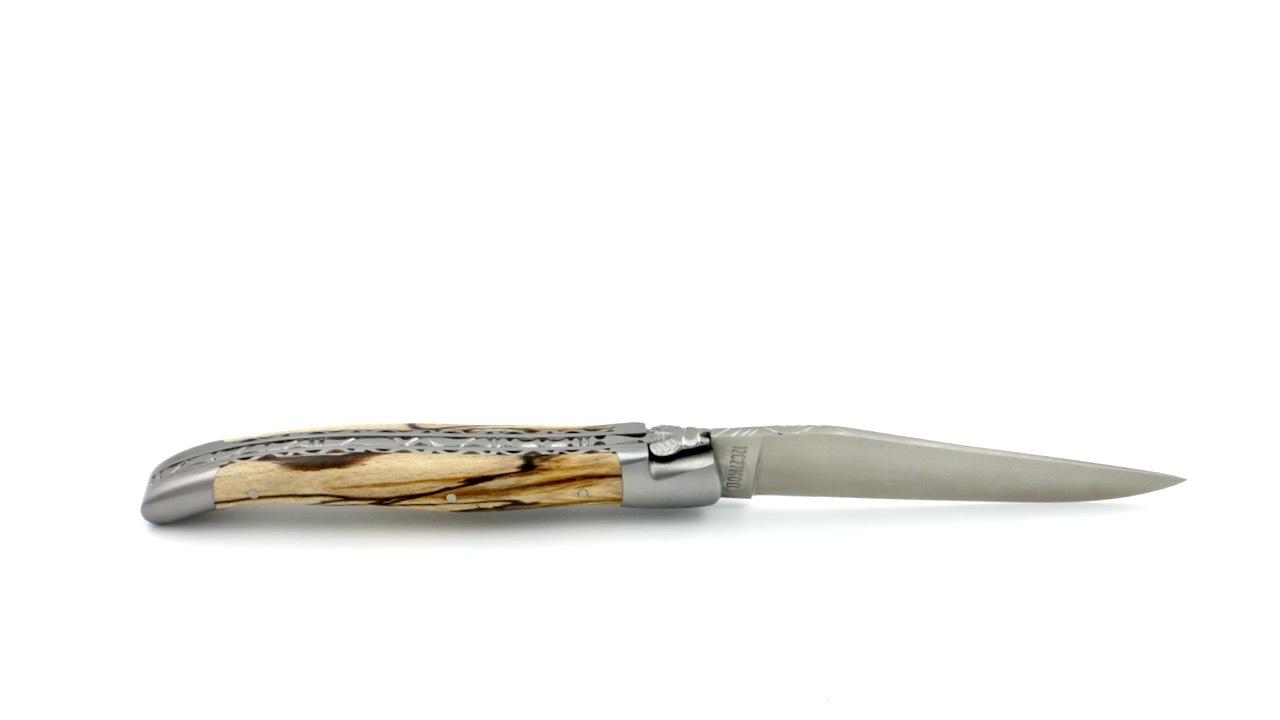 Laguiole en Aubrac doubleplate knife Aubrac beech wood 12 cm