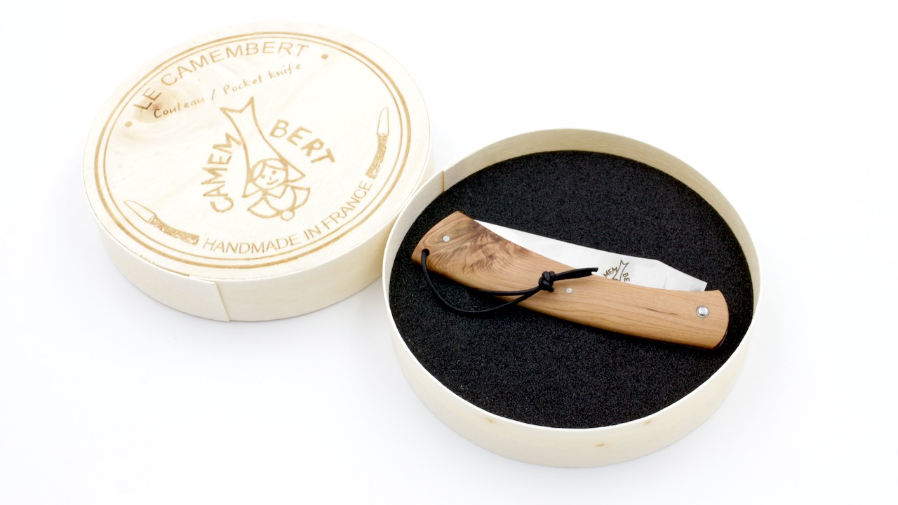 Laguiole en Aubrac CAMEMBERT knife juniper