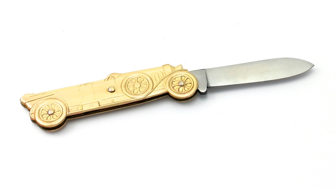 Sujet Couperier-Coursolle Rennwagen 9 cm einteilig