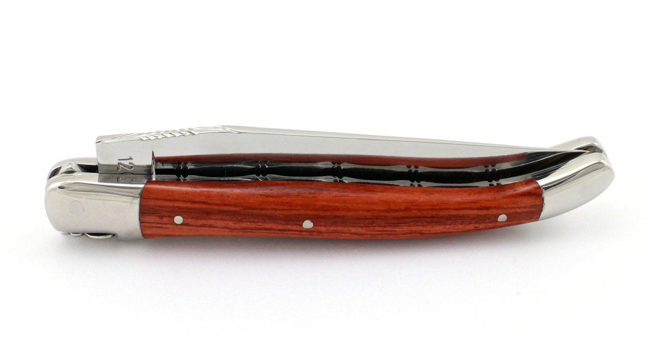 Laguiole en Aubrac Rosenholz poliert Doppelplatine 12 cm