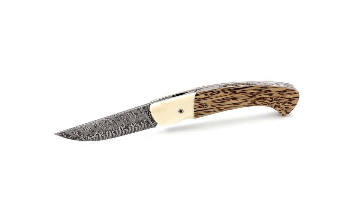 MANU LAPLACE 1515 ZULU buffalobone palmwood damascusblade MANU LAPLACE 1515 ZULU buffalobone palmwood damascusblade