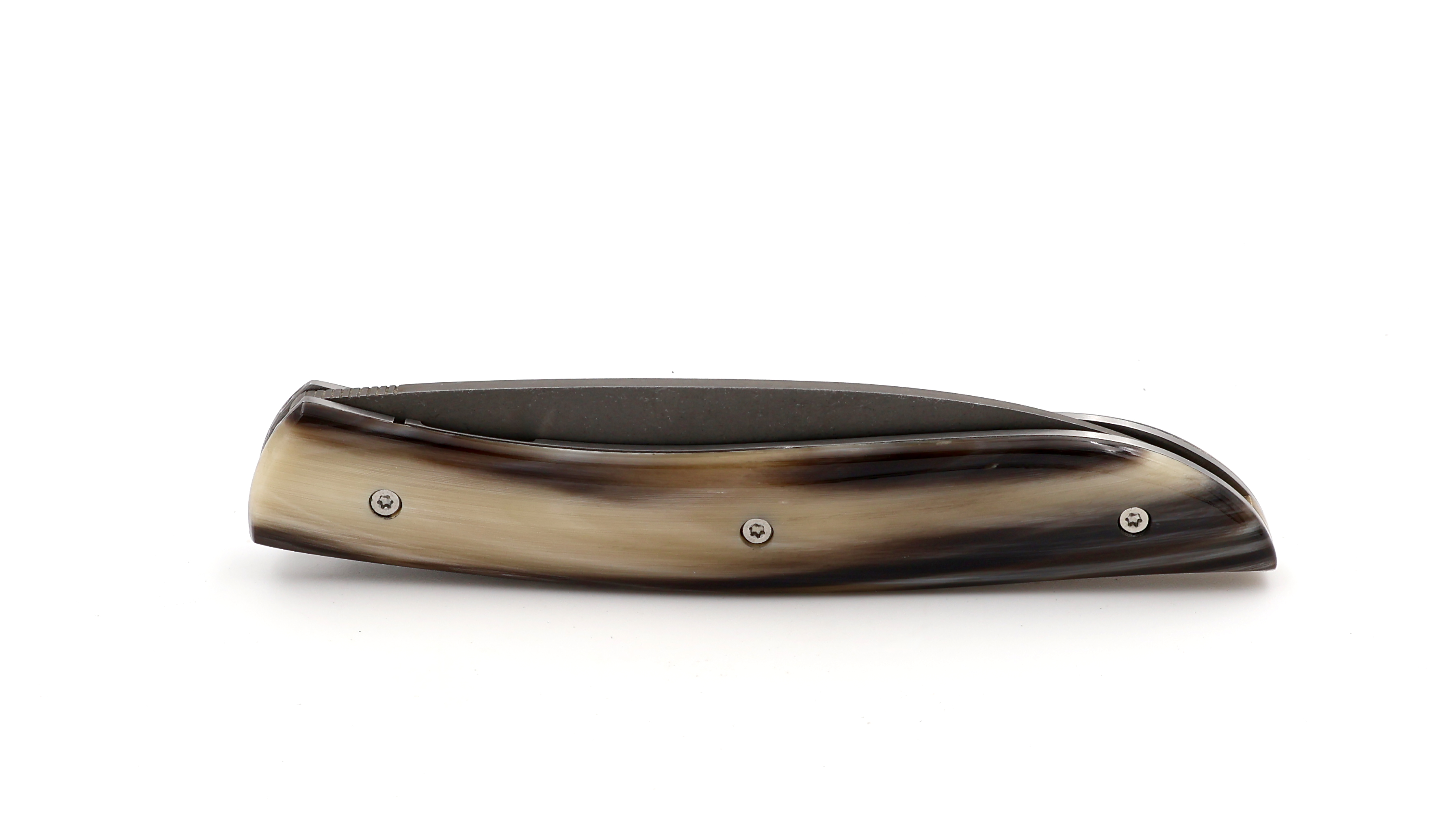 Atelier NÉVÉ Tim Bernard zebu horn tip stonewashed blade